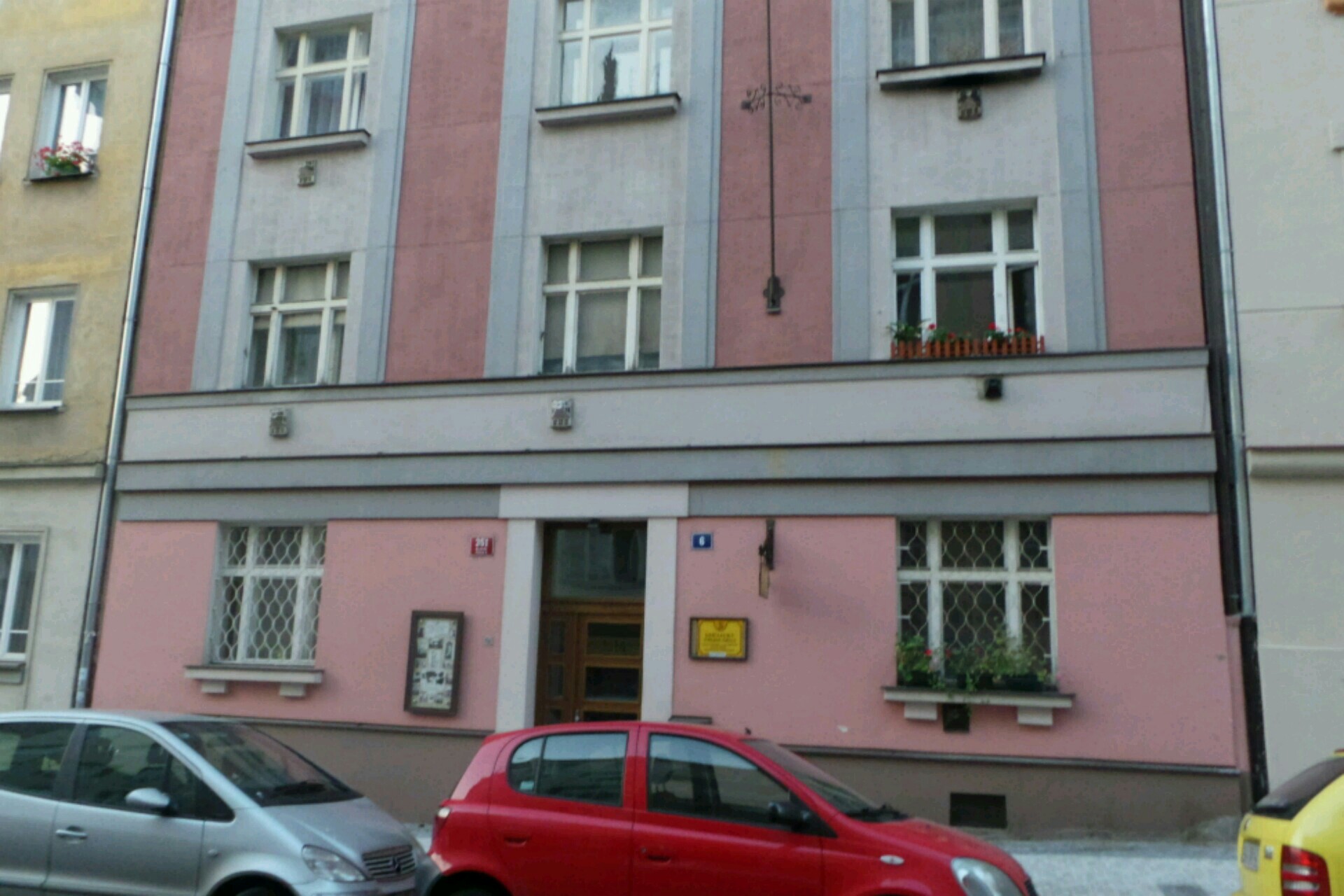 Stanislav Klindera - opravy nábytku