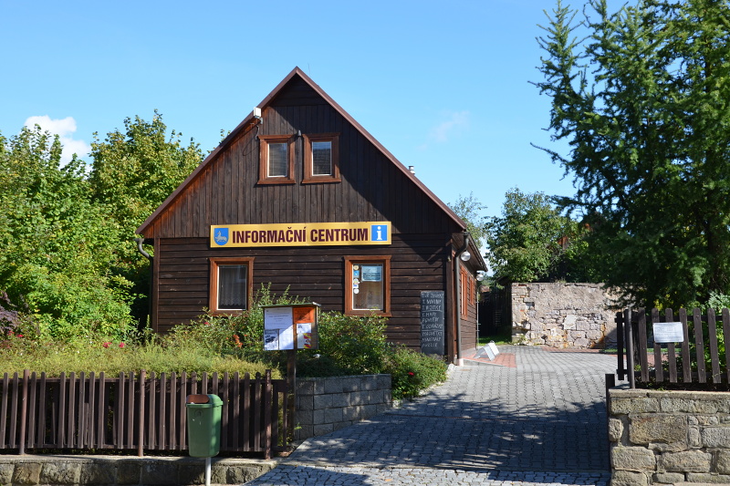 Městské informační středisko Rovensko pod Troskami foto 2