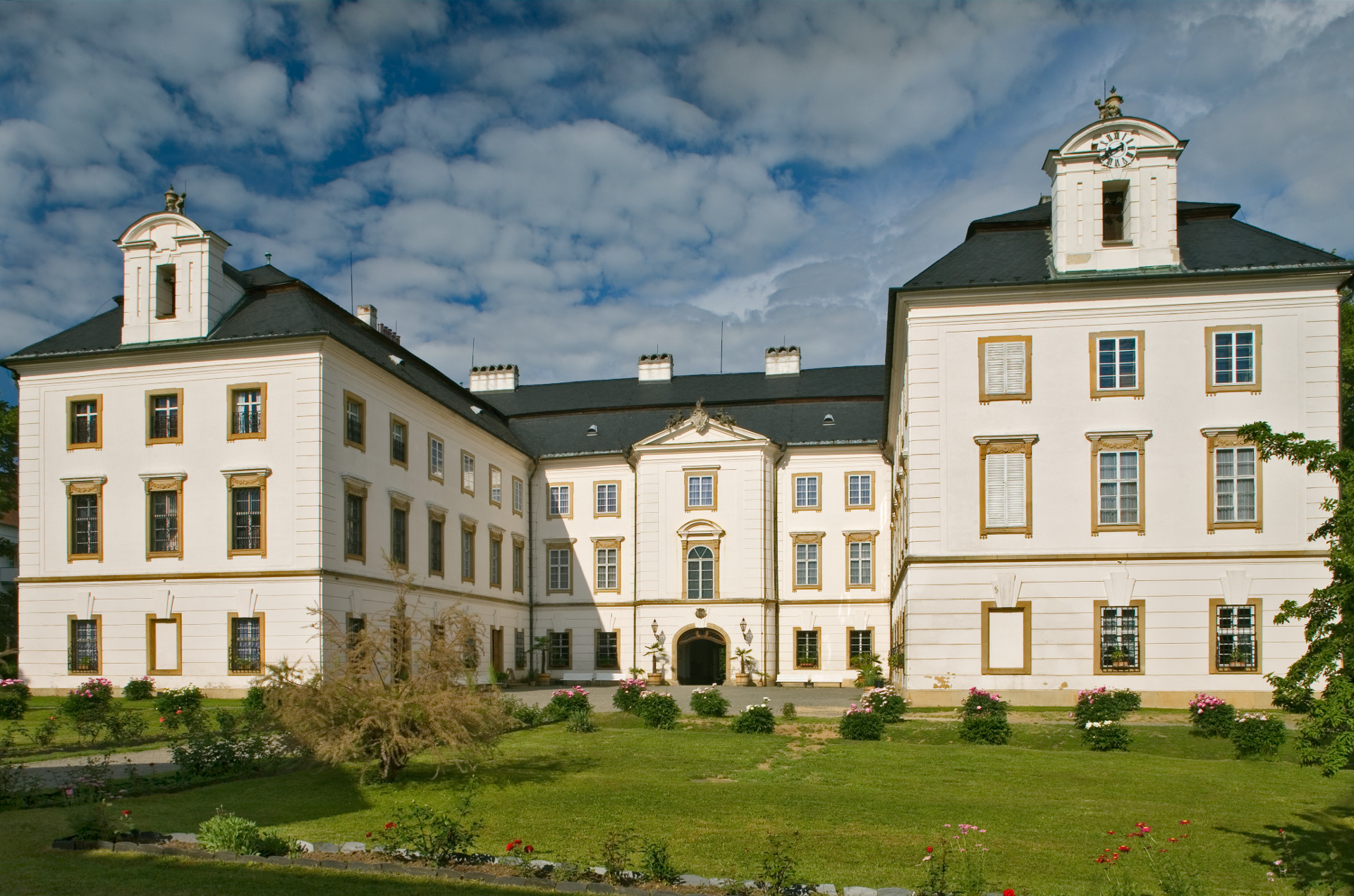 Státní zámek Vizovice foto 2