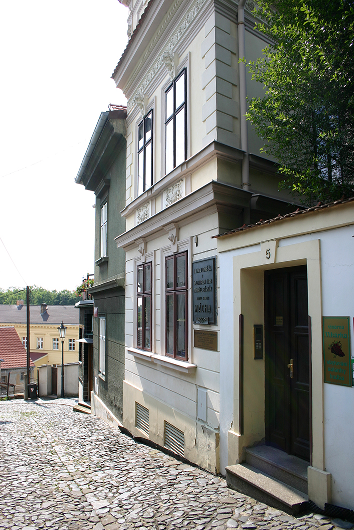 Památník Karla Hynka Máchy foto 2