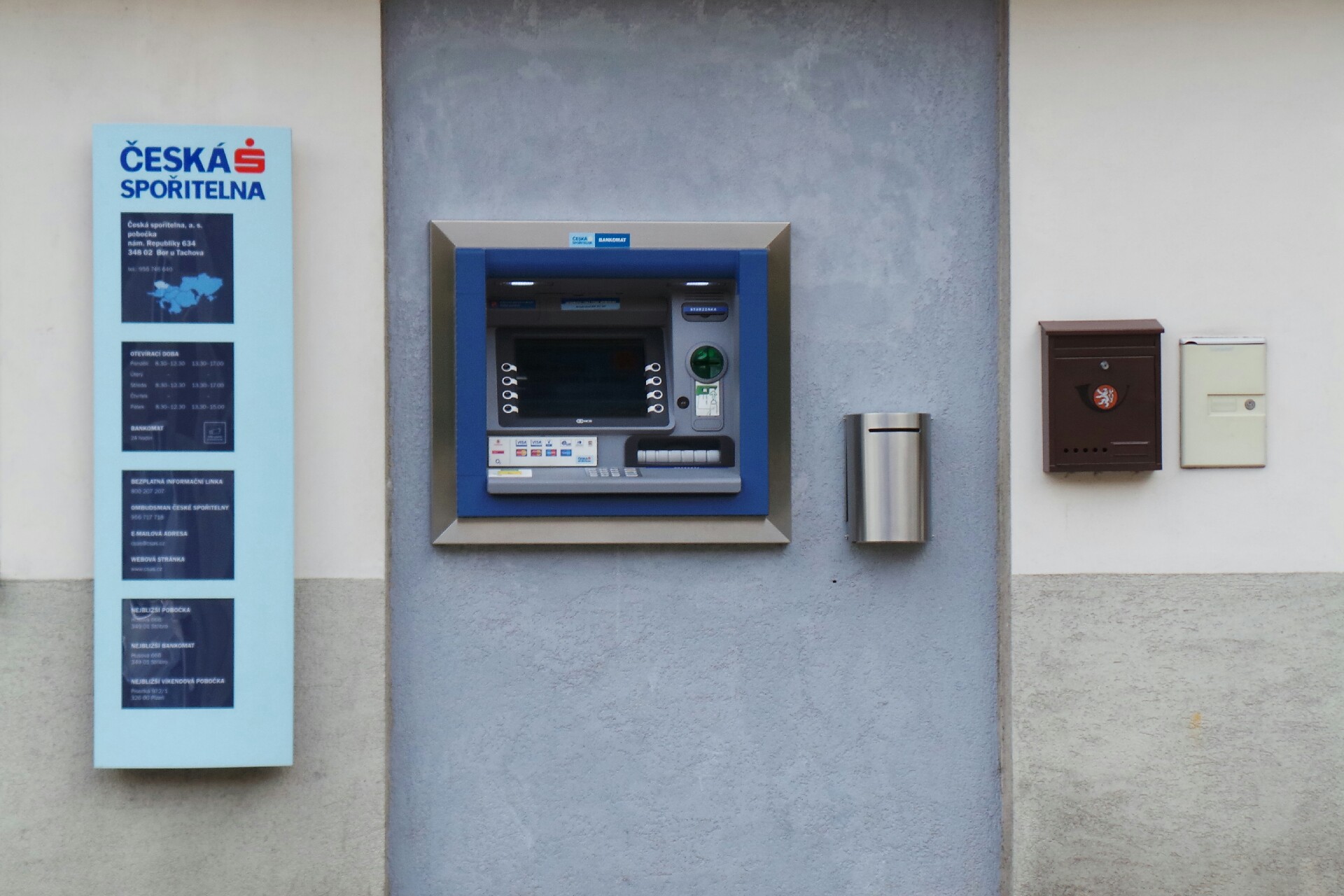 Bankomat České spořitelny foto 1