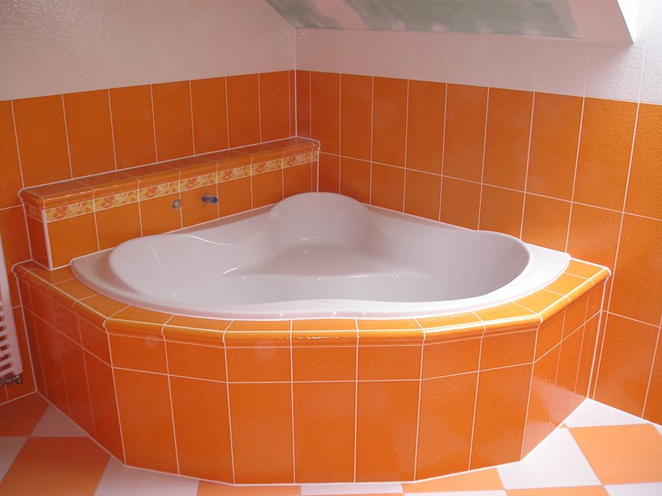 Zednické a malířské práce - obklady a dlažby foto 3
