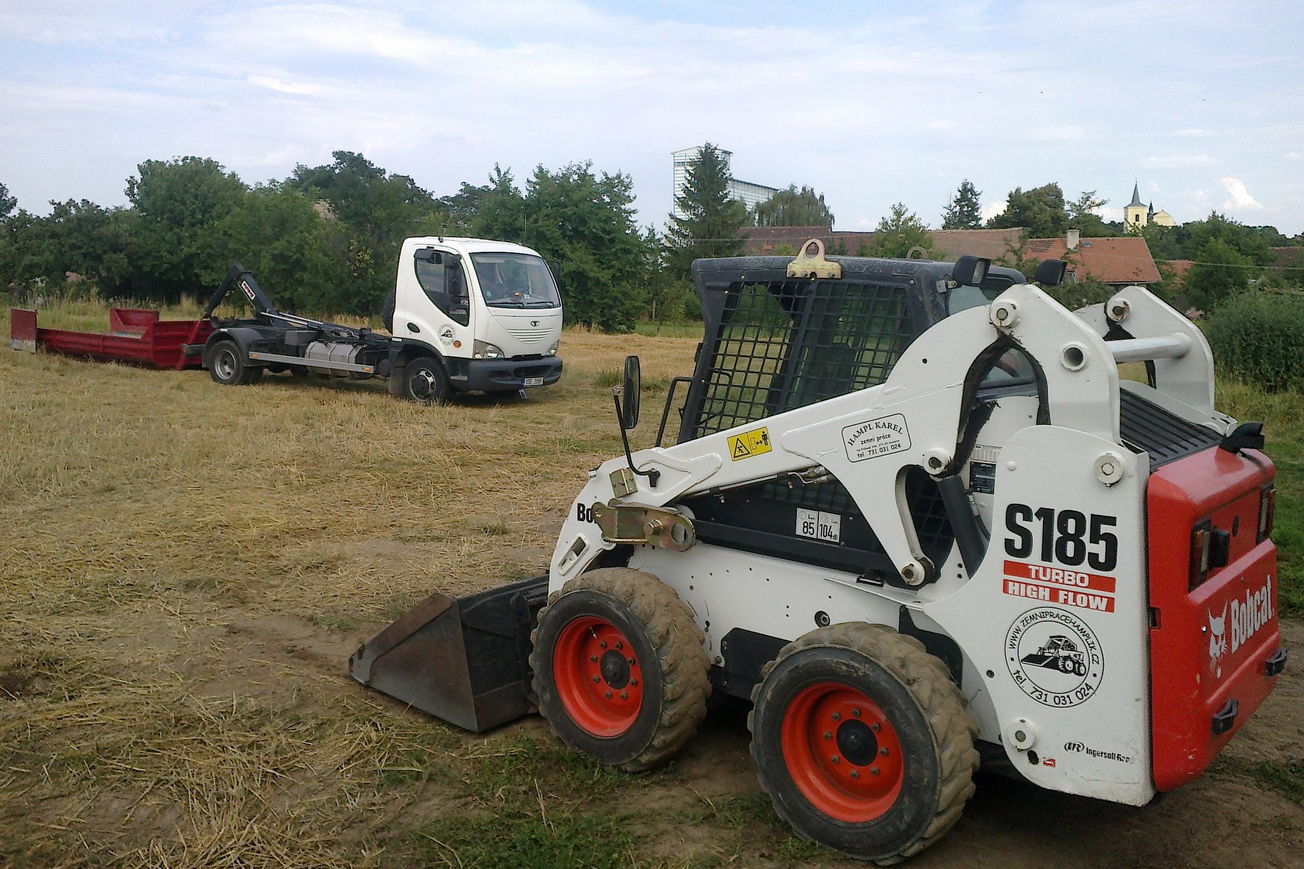 Zemní práce Karel Hampl