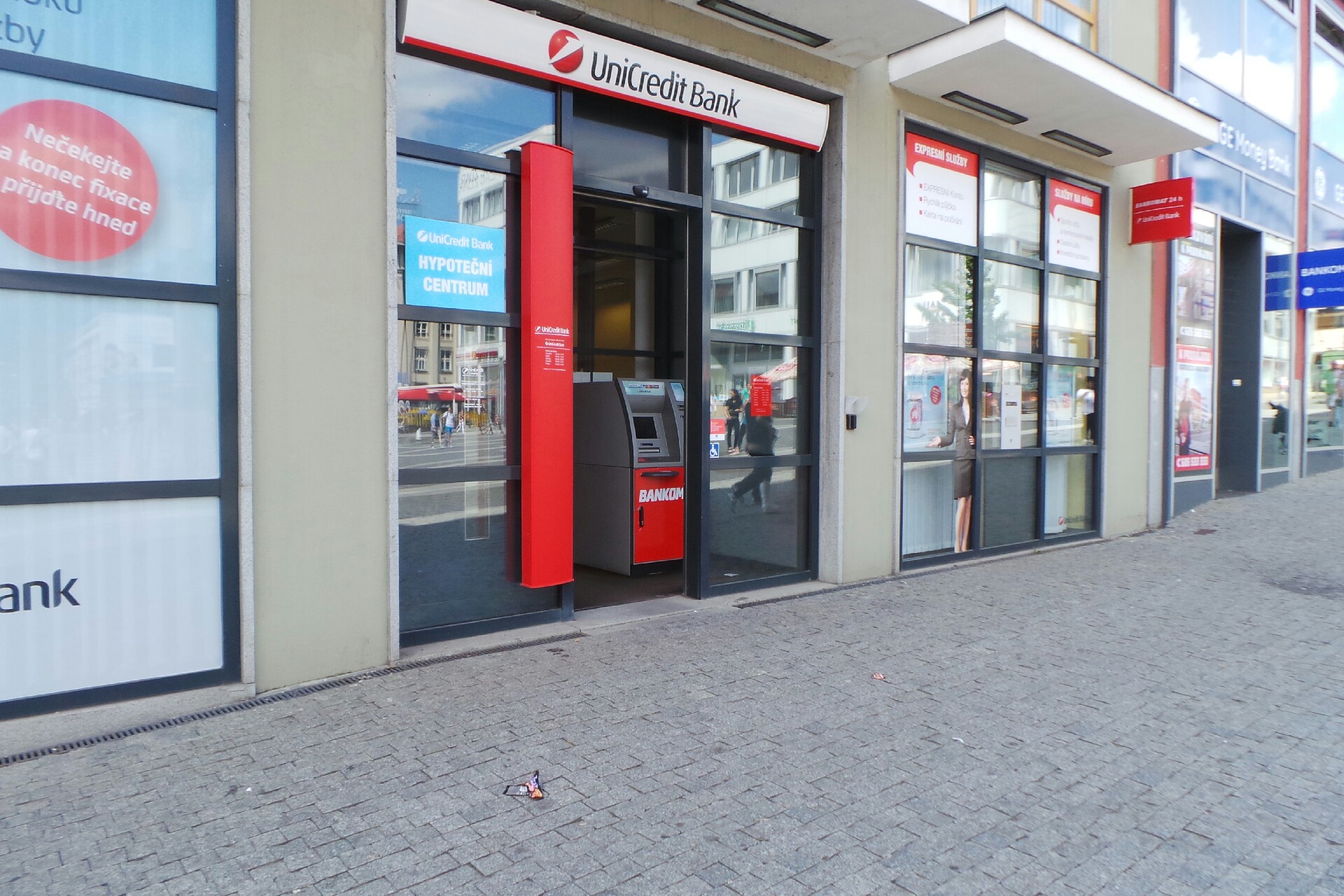 Bankomat UniCredit Bank Czech Republic