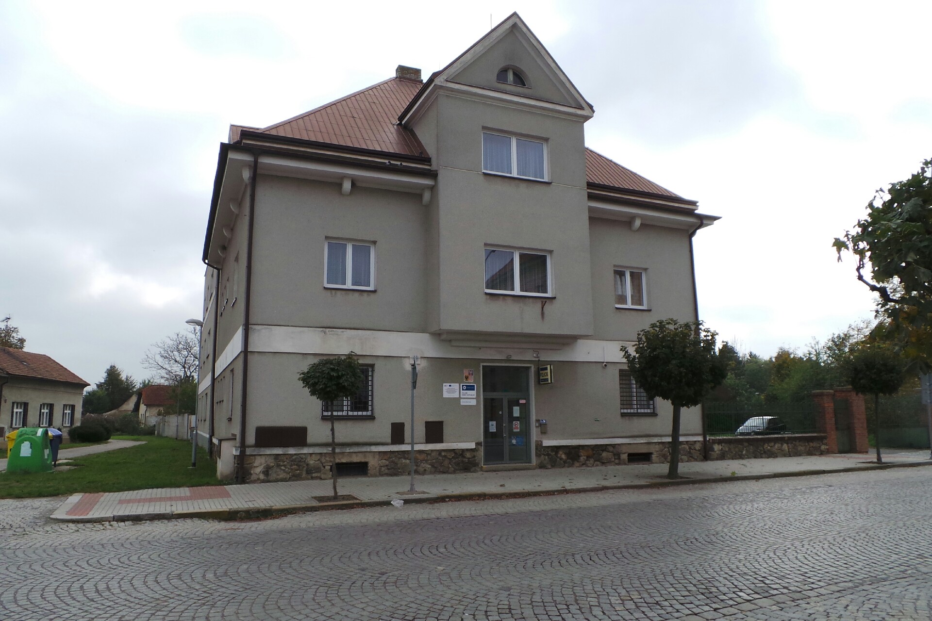 Policie ČR - Obvodní oddělení Pečky foto 2