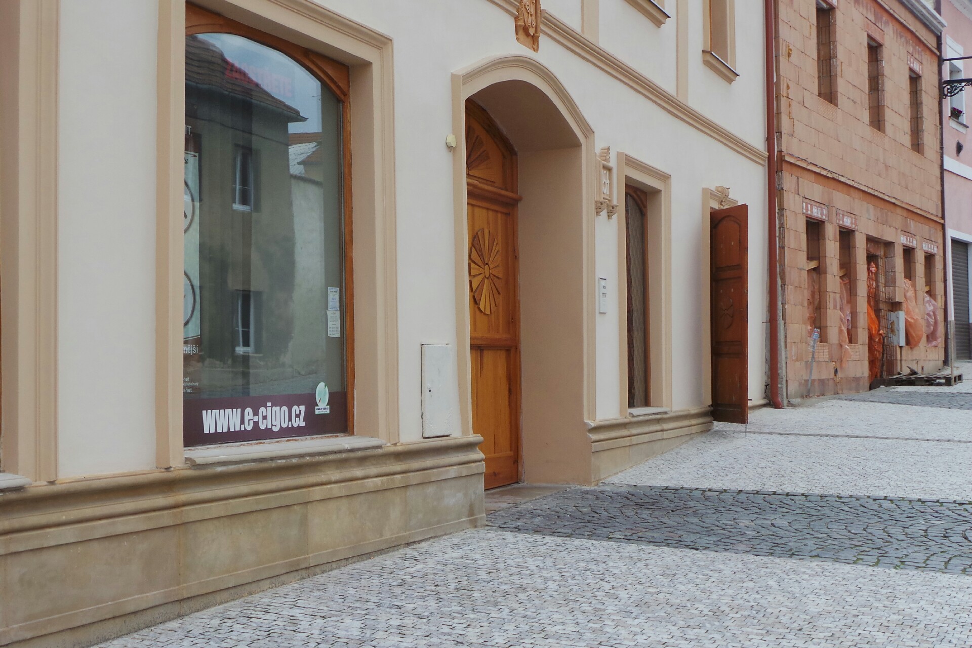 Tabák, Nápoje - Ivo Mráz