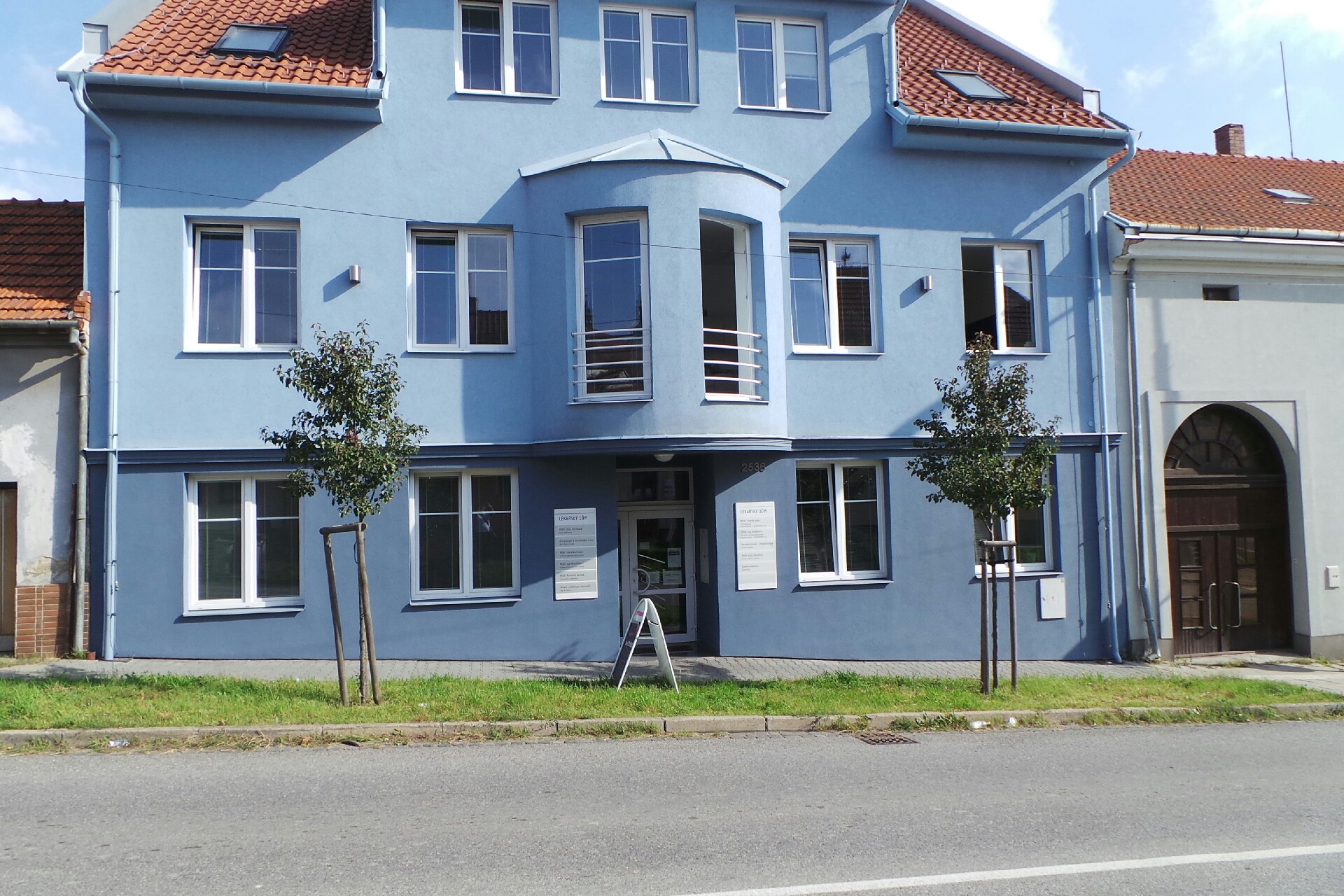 Parodontologie - implantologie, s.r.o.