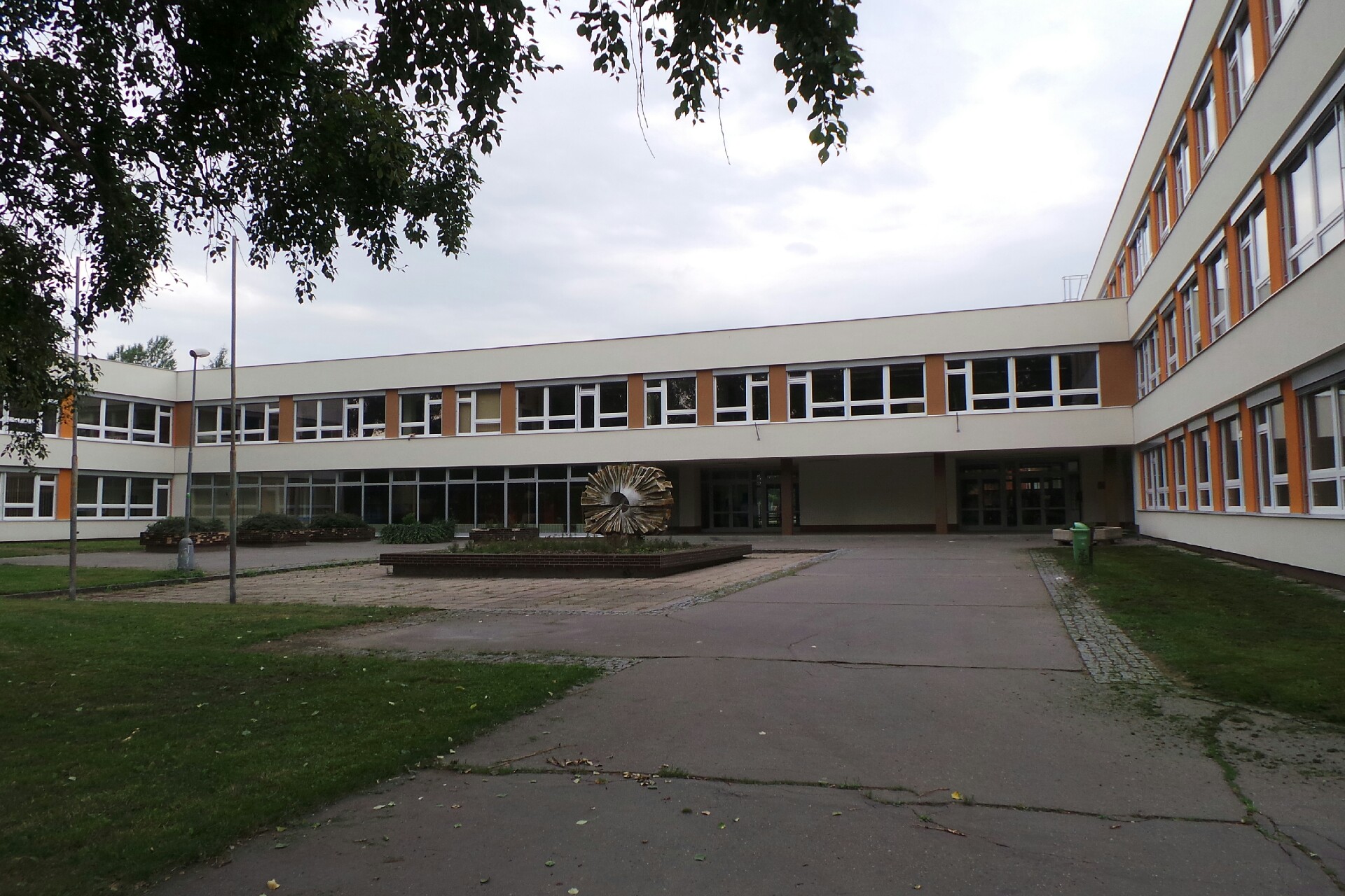 ZŠ Závodu Míru, Pardubice