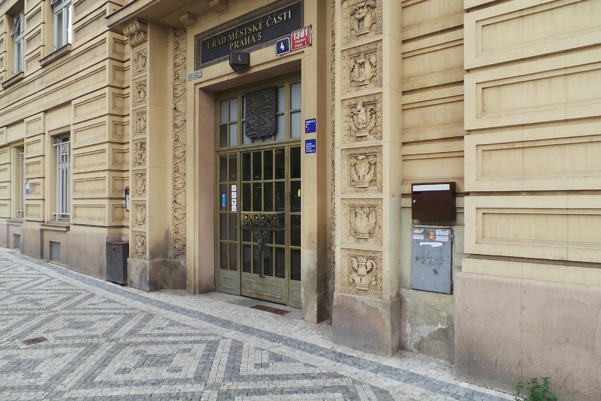 ÚMČ Praha 5 - Odbor stavební a infrastruktury