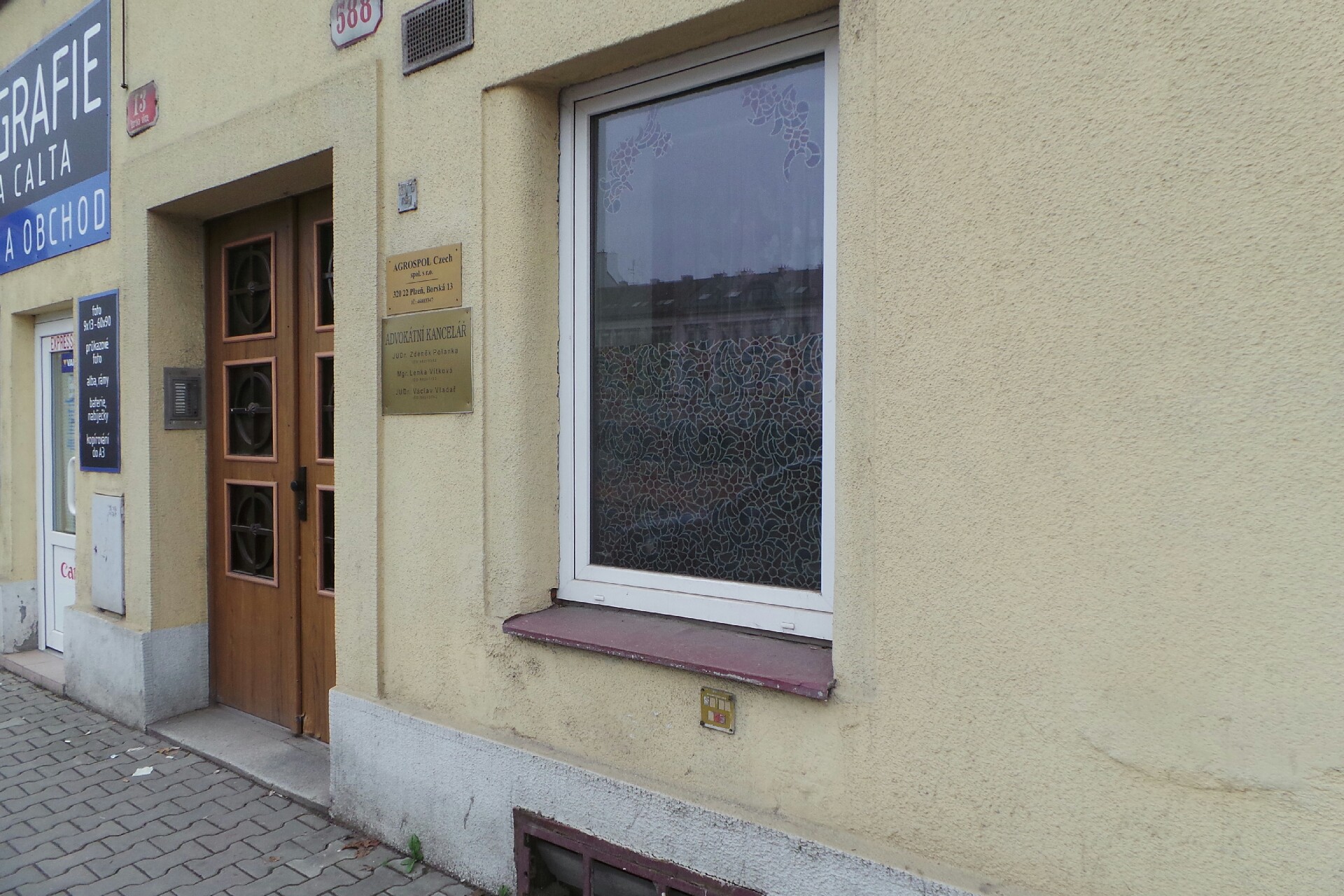 Vladař Václav, JUDr., advokát