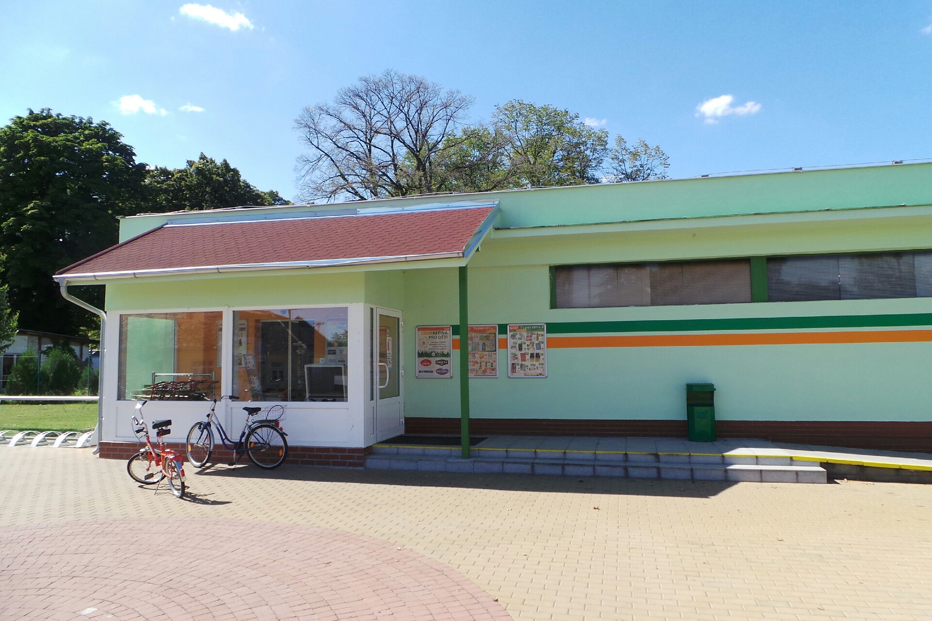 Jednota, spotřební družstvo v Hodoníně - COOP