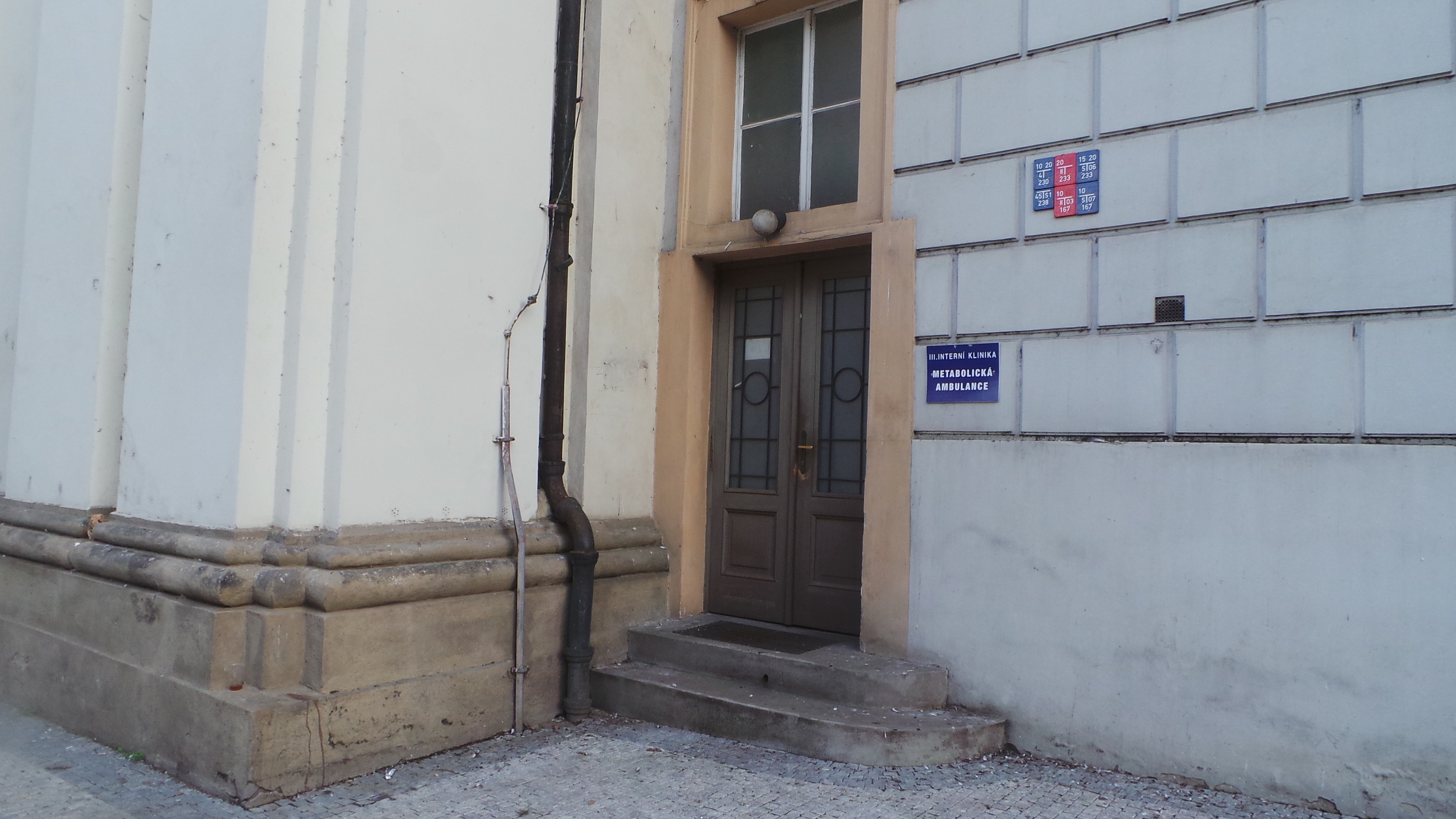 Nutriční a metabolická ambulance VFN a 1. LF UK