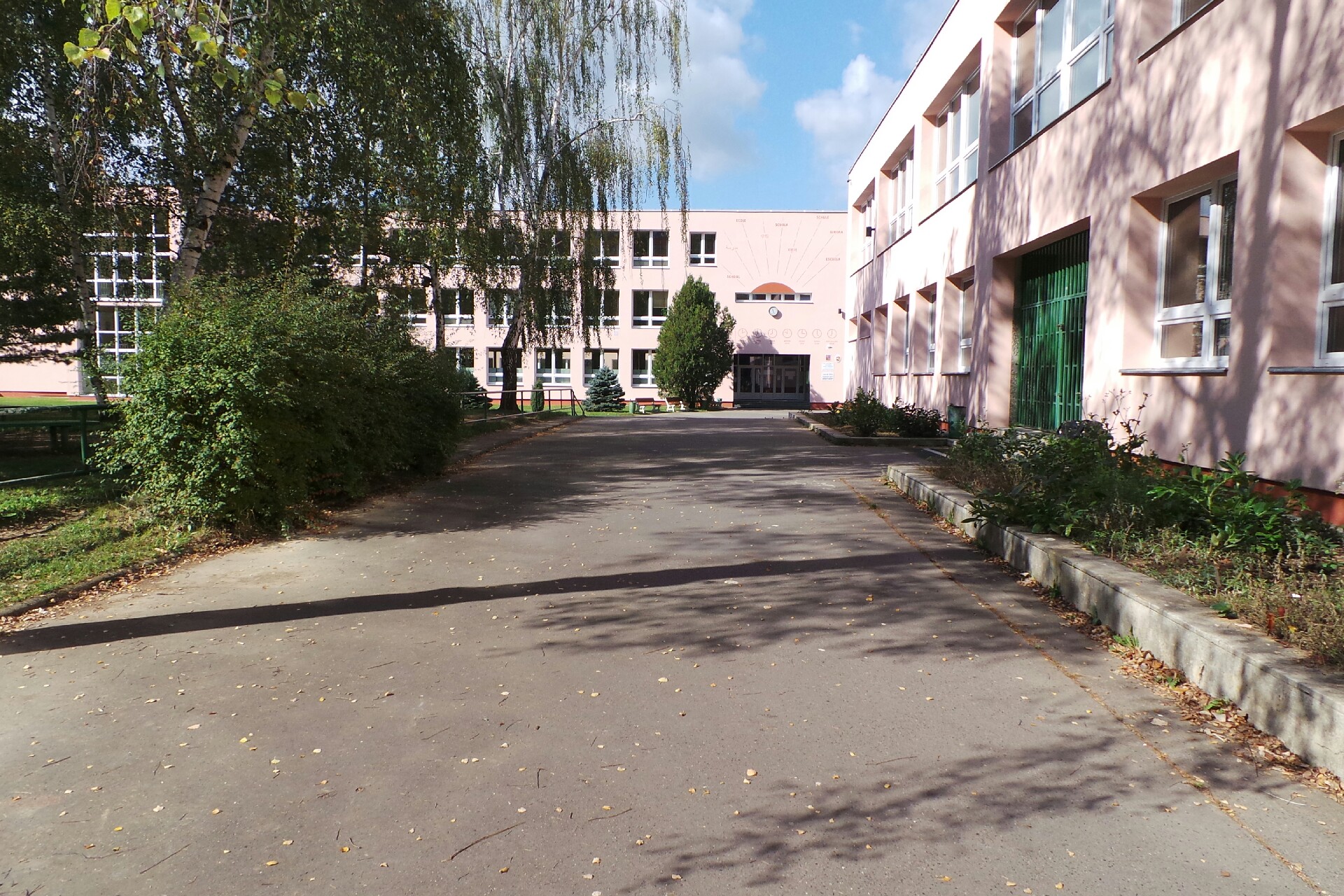 ZŠ a MŠ Ústavní - školní jídelna