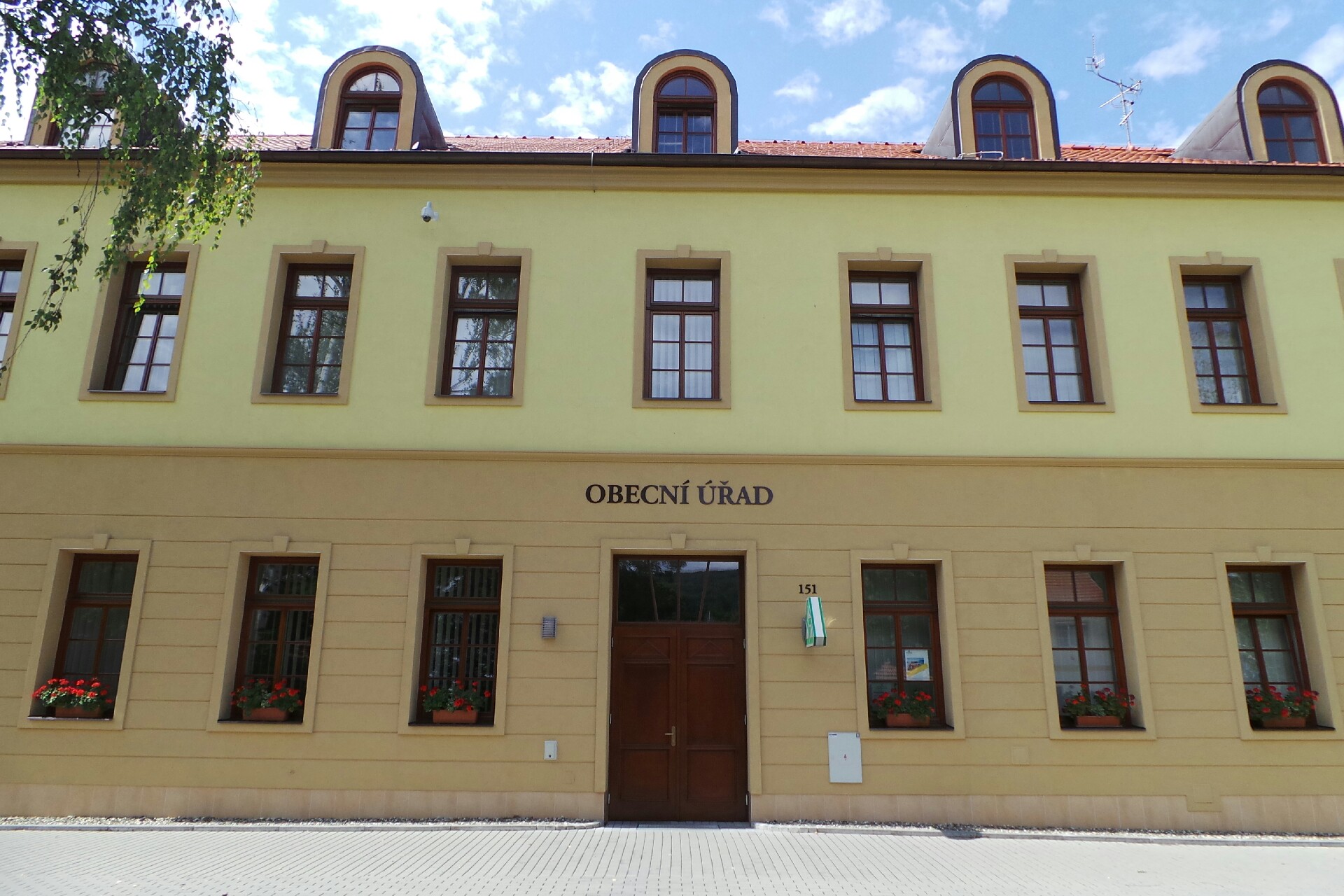 Velká nad Veličkou - obecní úřad