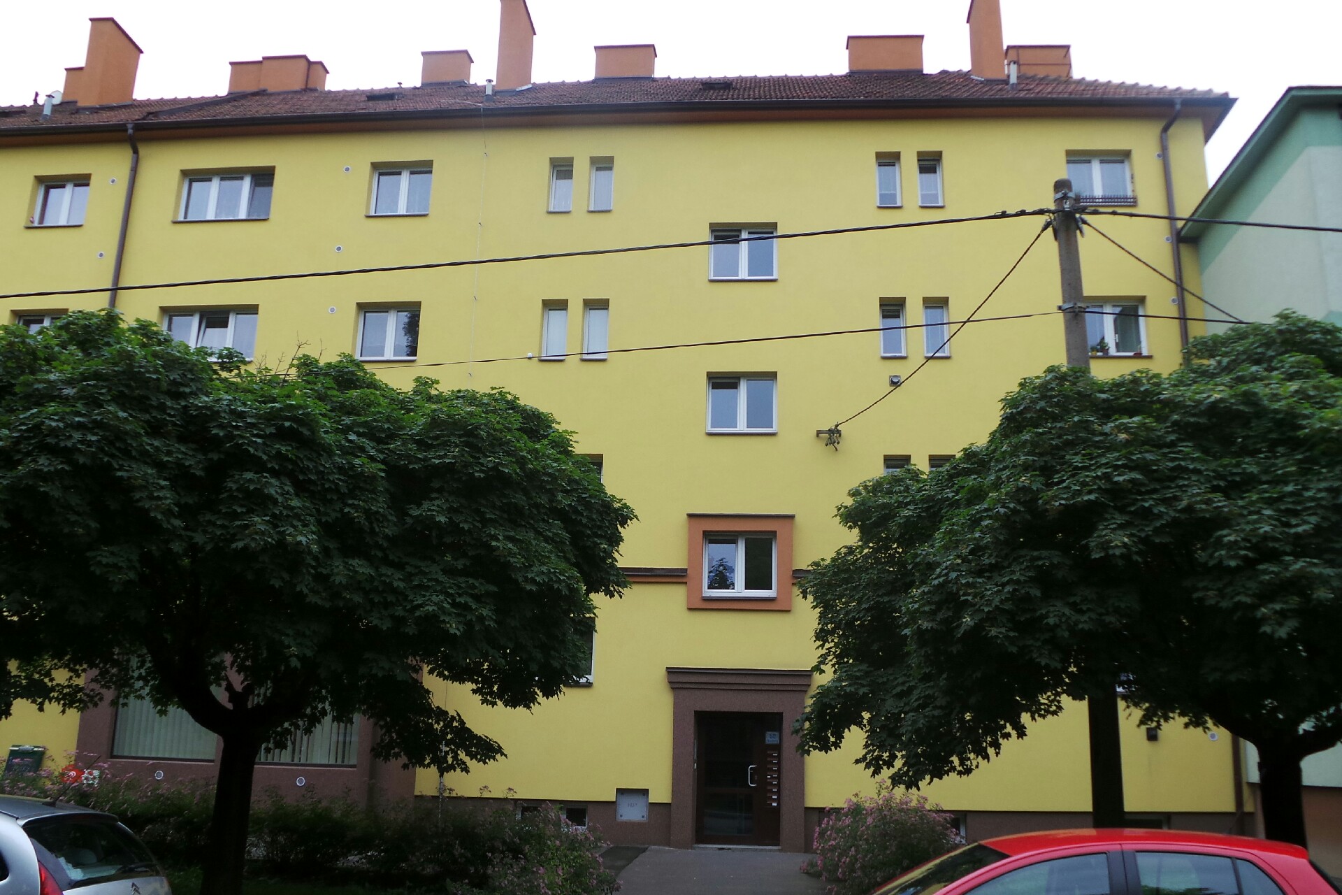 HRUŠKA - Potraviny  PLUS