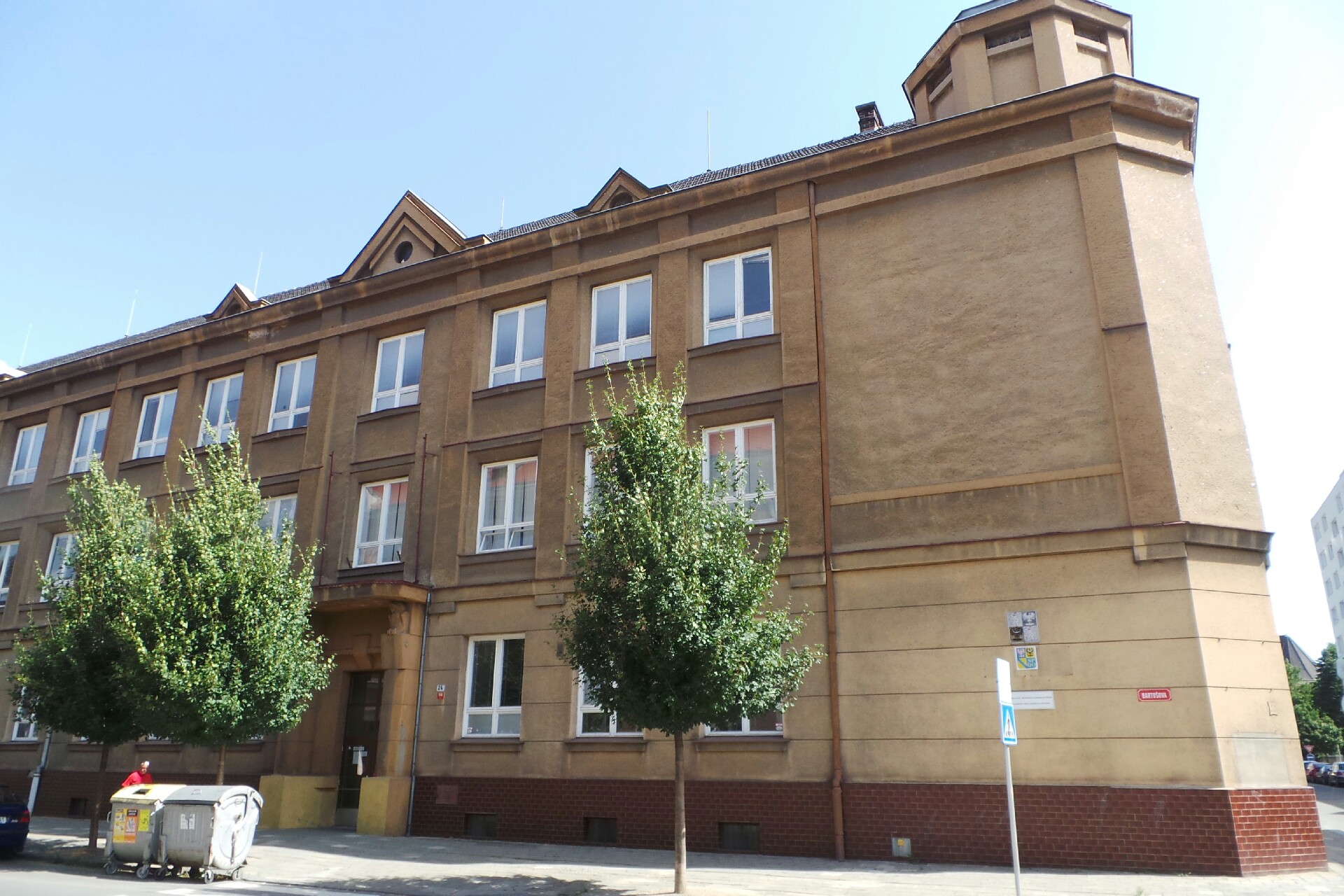 Obchodní akademie a Jazyková škola s právem státní jazykové zkoušky Přerov