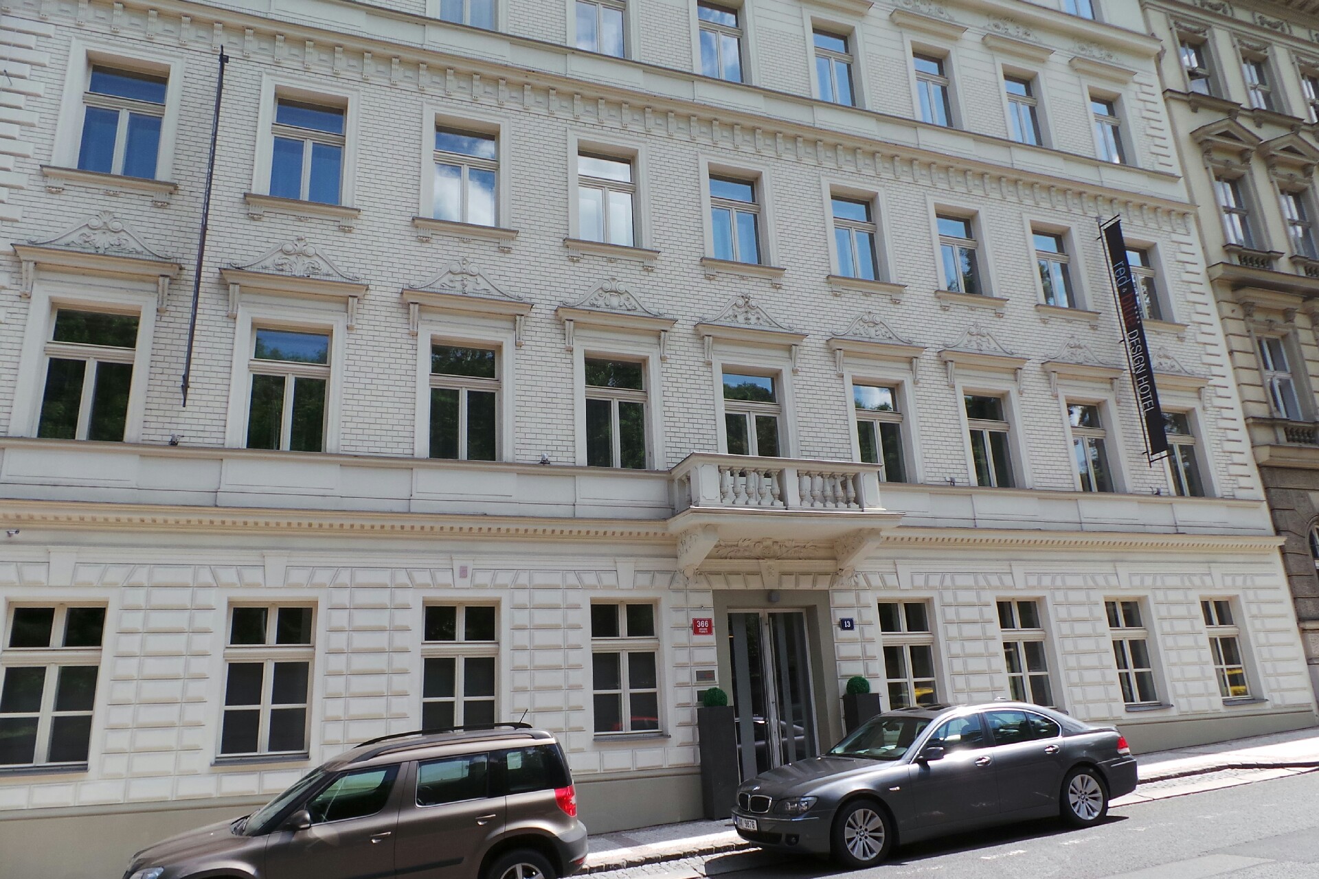 Old Town Apartments, s.r.o.