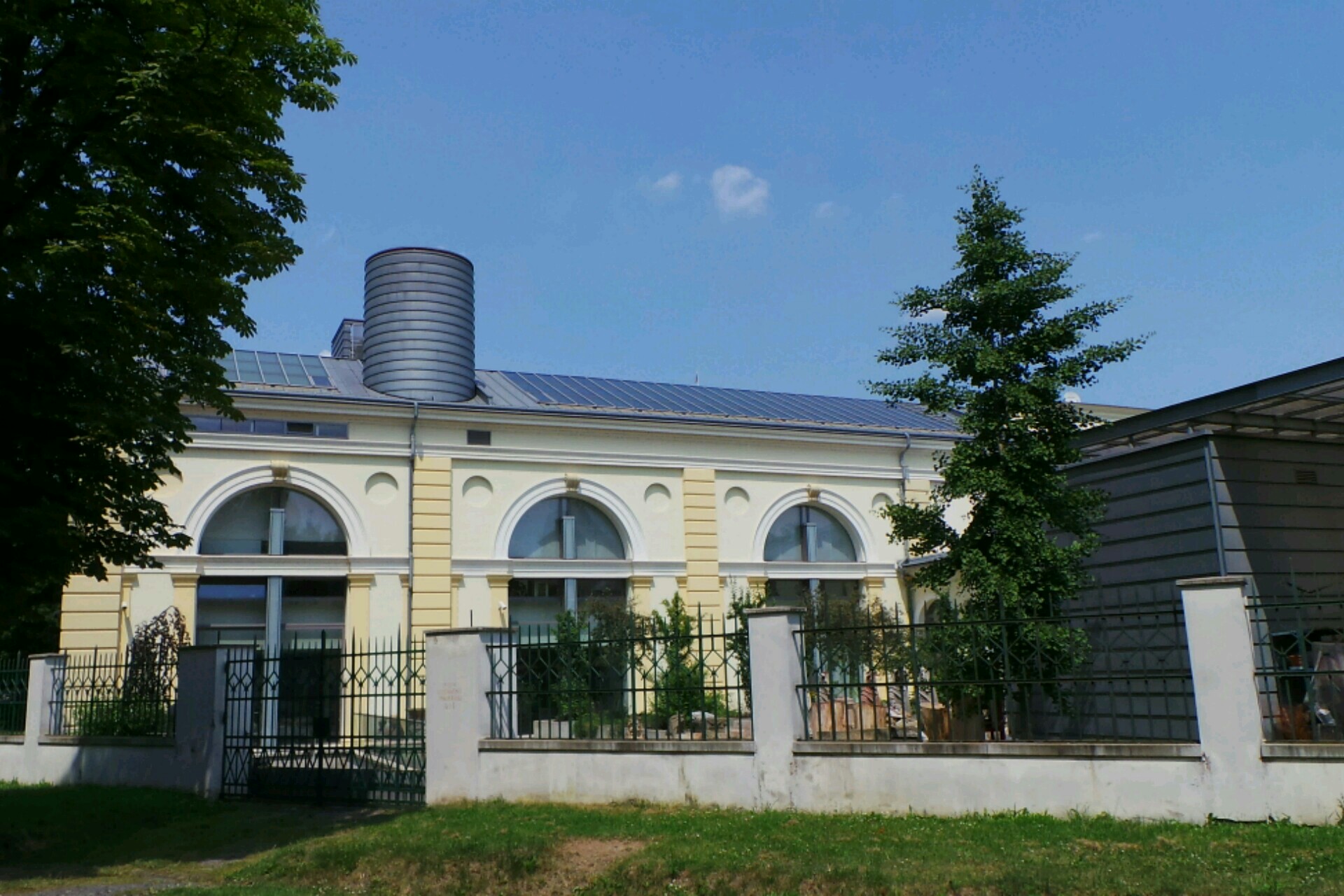 Vědecko výzkumné pracoviště restaurátorské při Akademii výtvarných umění foto 3