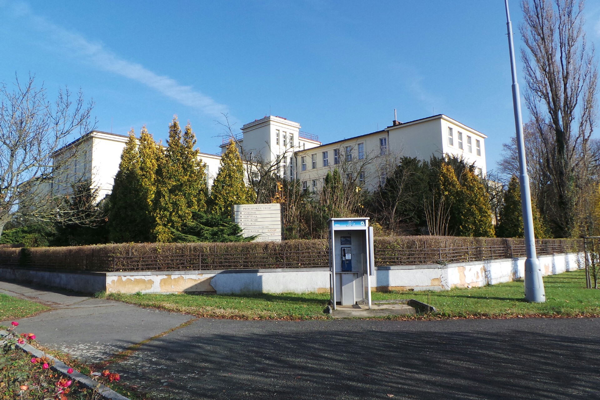 Ústav biofyziky Lékařské fakulty v Plzni - Univerzita Karlova