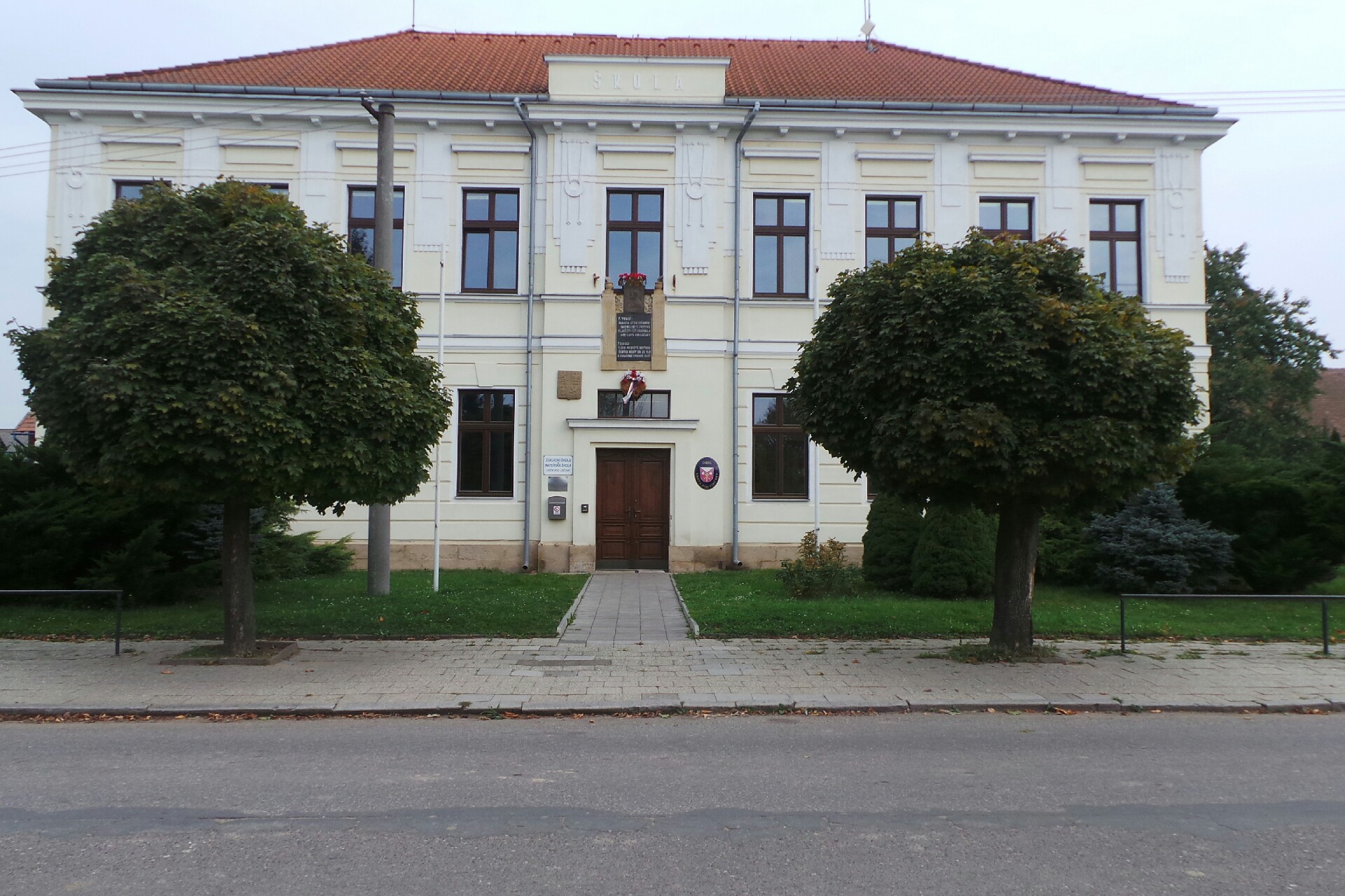 Základní škola a Mateřská škola, Lhota pod Libčany, okres Hradec Králové
