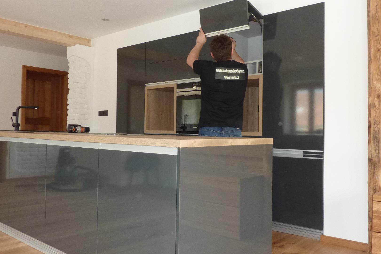 Kuchyně do kuchyně