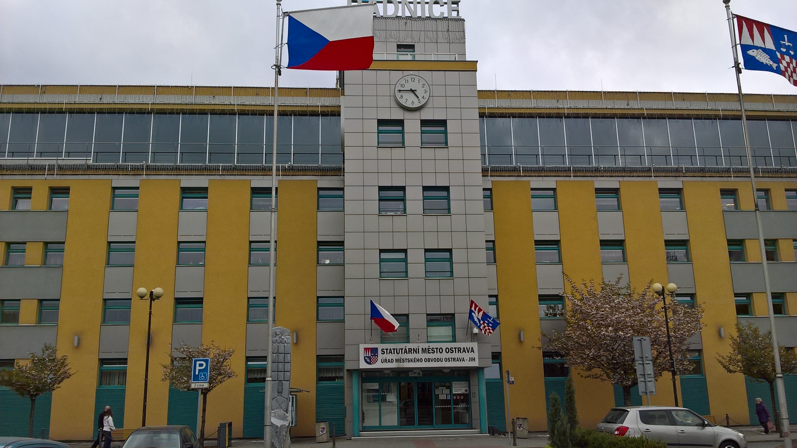 Úřad městského obvodu Ostrava-Jih foto 2