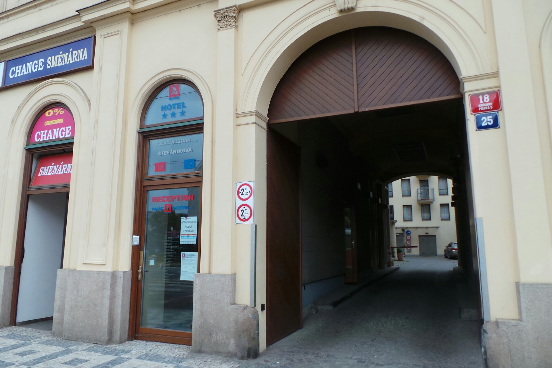 PALÁC AUSTRIA, s.r.o. foto 2
