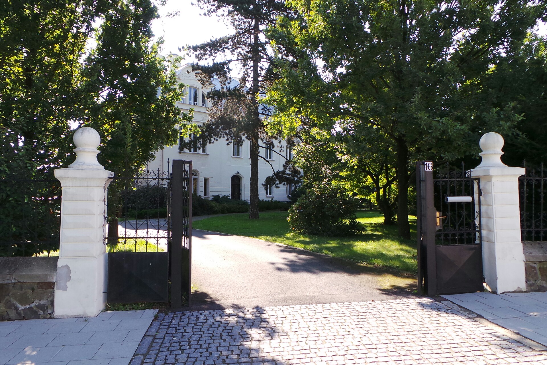 Ústřední kontrolní a zkušební ústav zemědělský