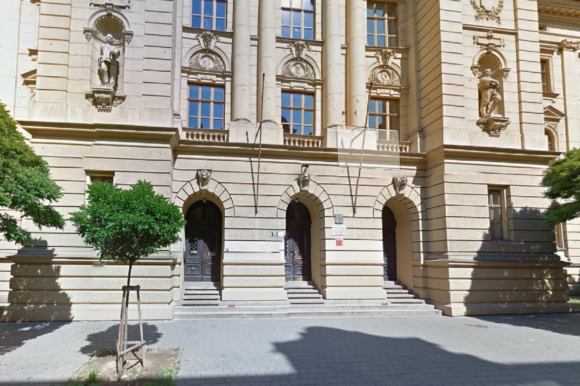 Nepustilova jazyková škola