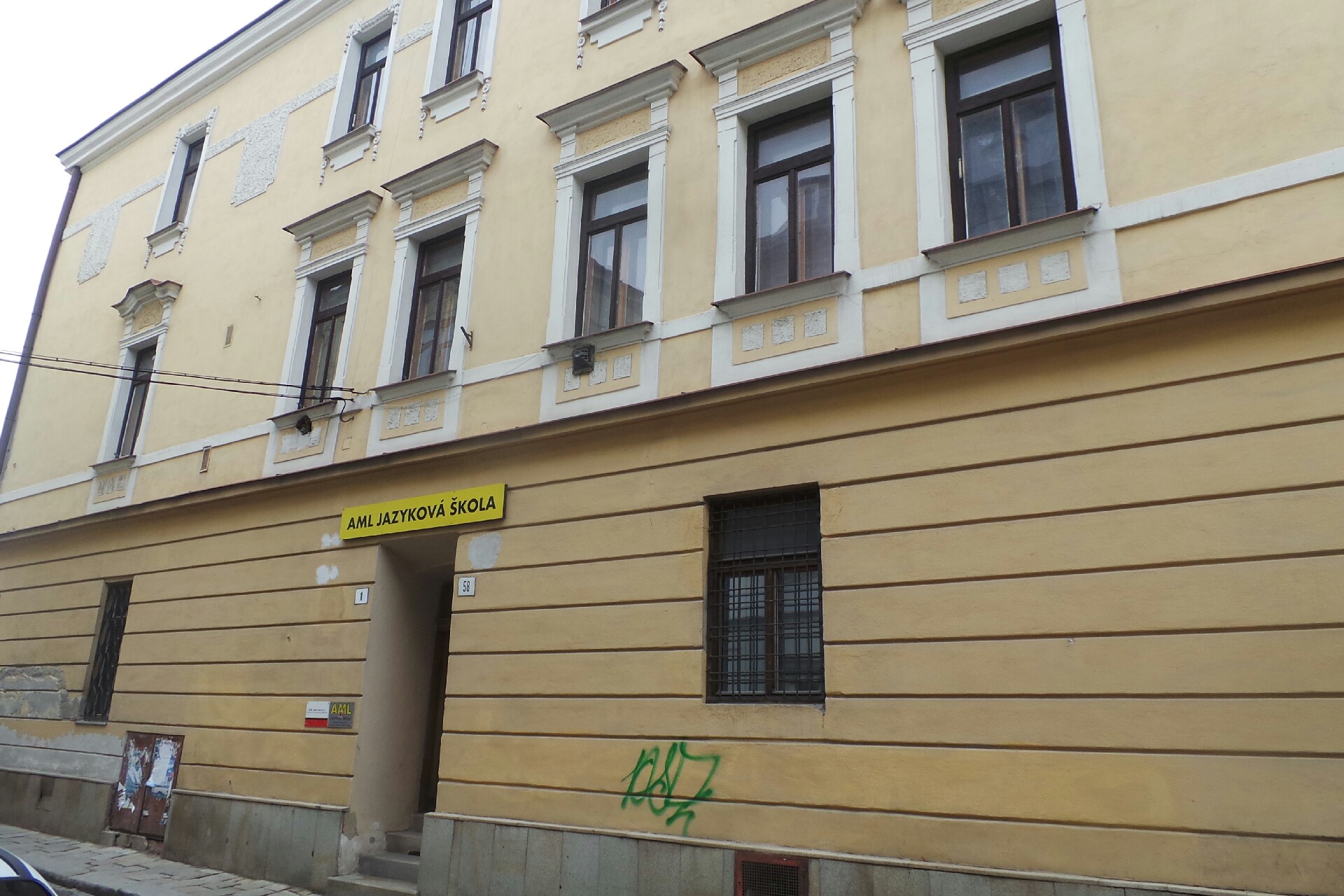 AML jazyková škola