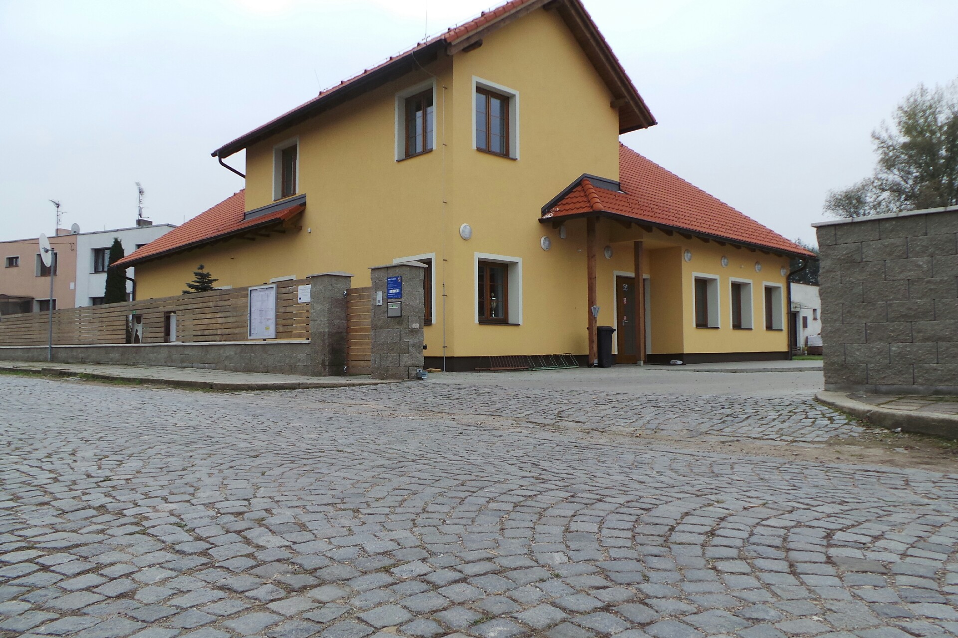 Čistěves - obecní úřad