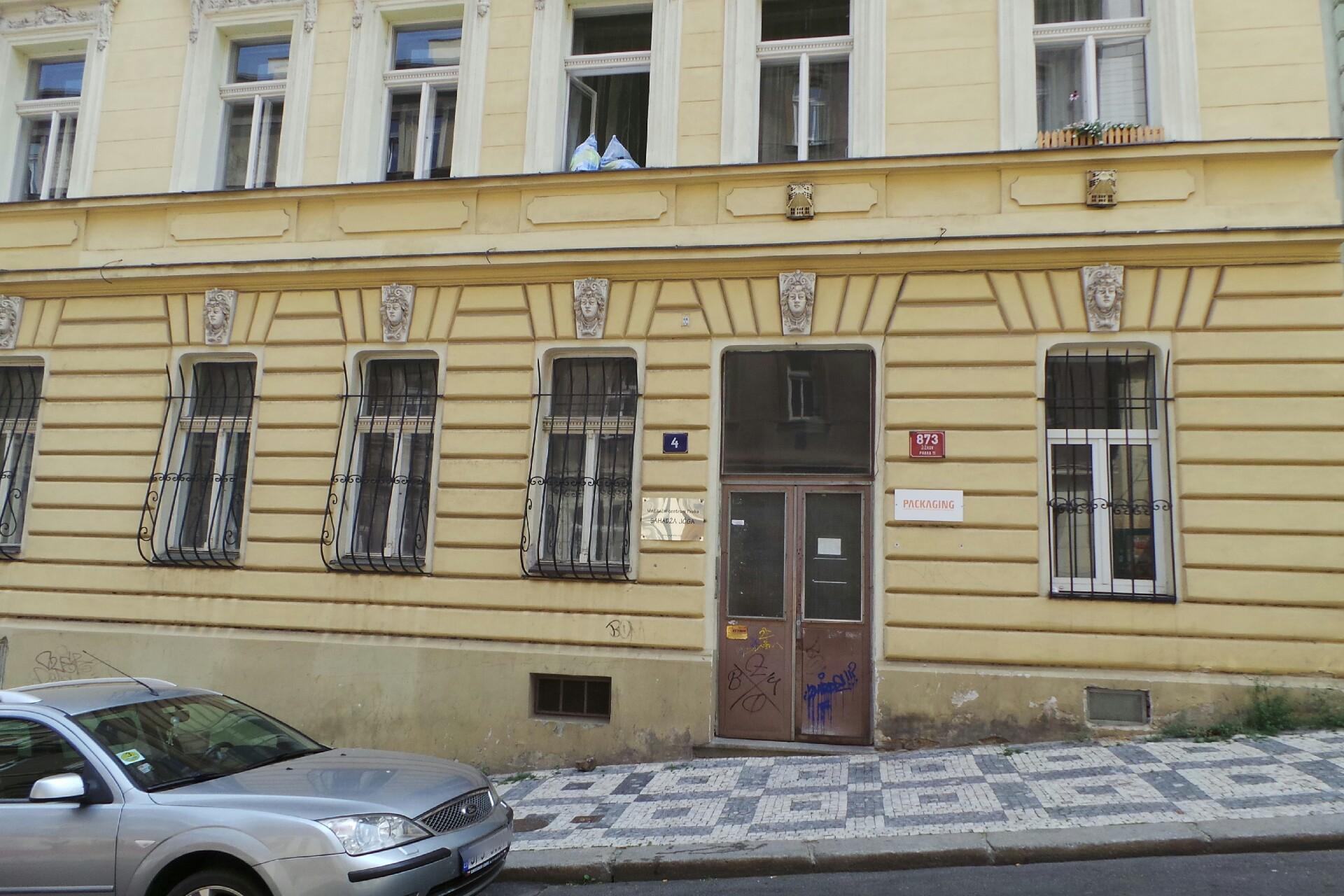 Packaging - RICHTR & Co.