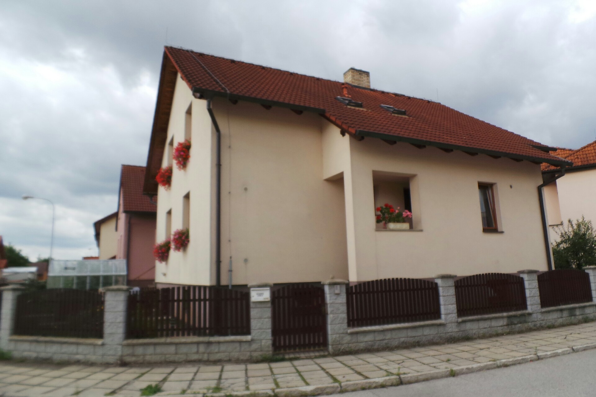 KOSTKA JH stavební společnost