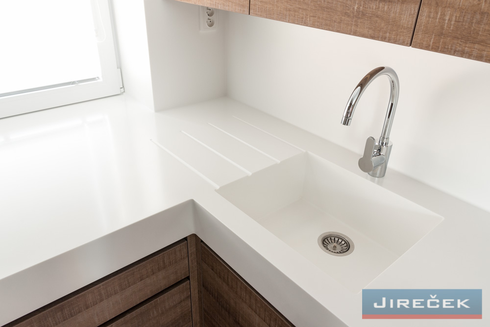 Jireček - nábytek na míru foto 3