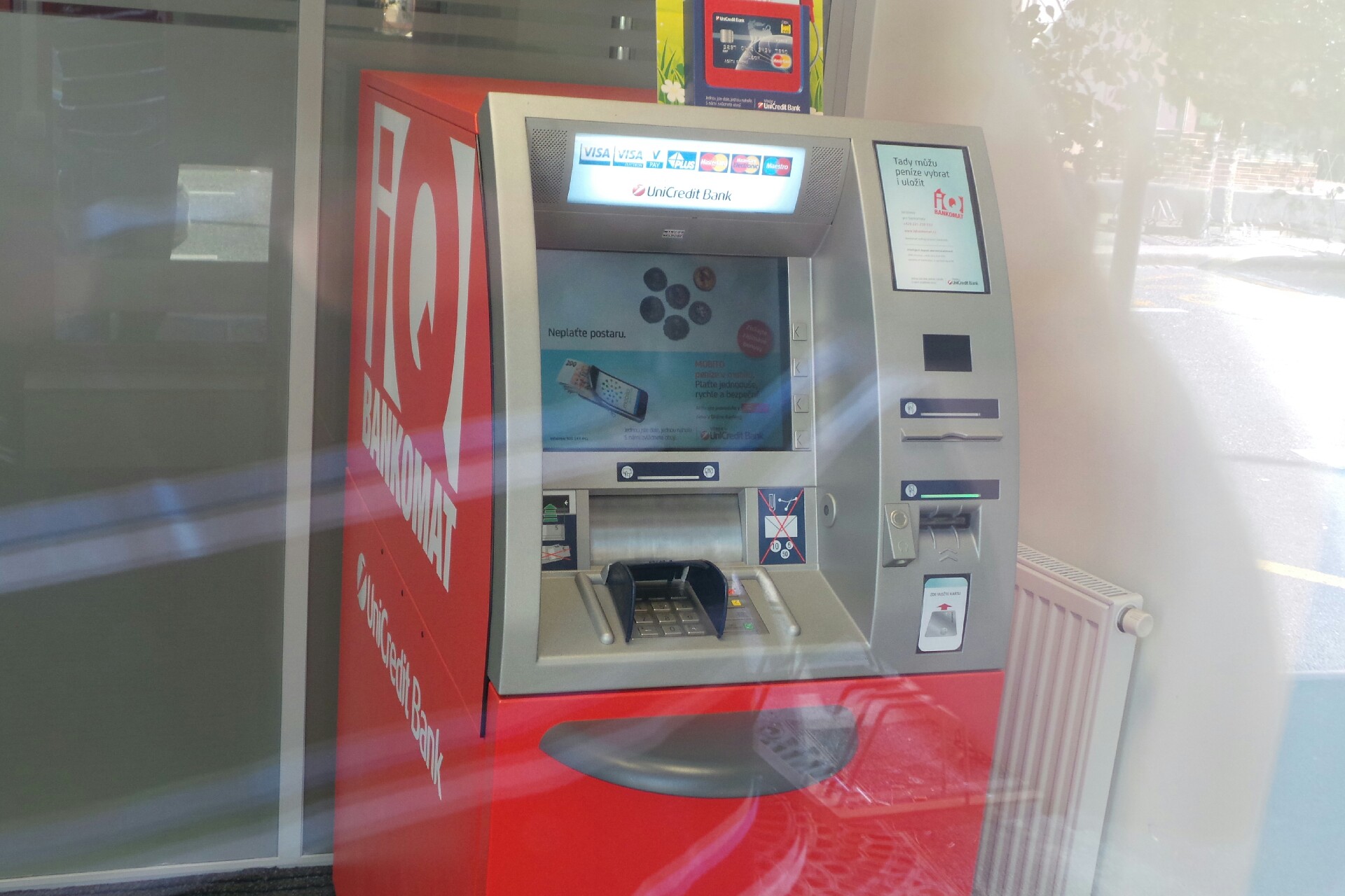 Bankomat UniCredit Bank Czech Republic