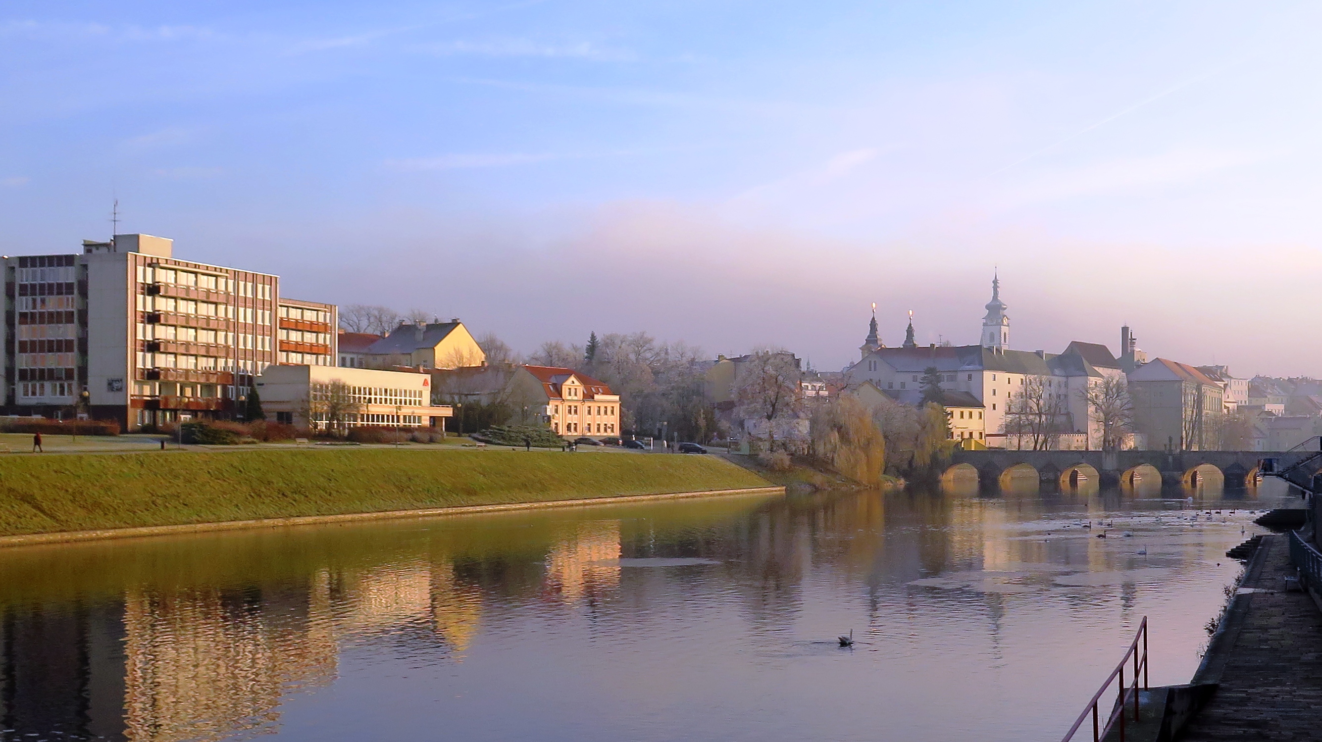 Finanční úřad pro Jihočeský kraj - Územní pracoviště v Písku foto 1