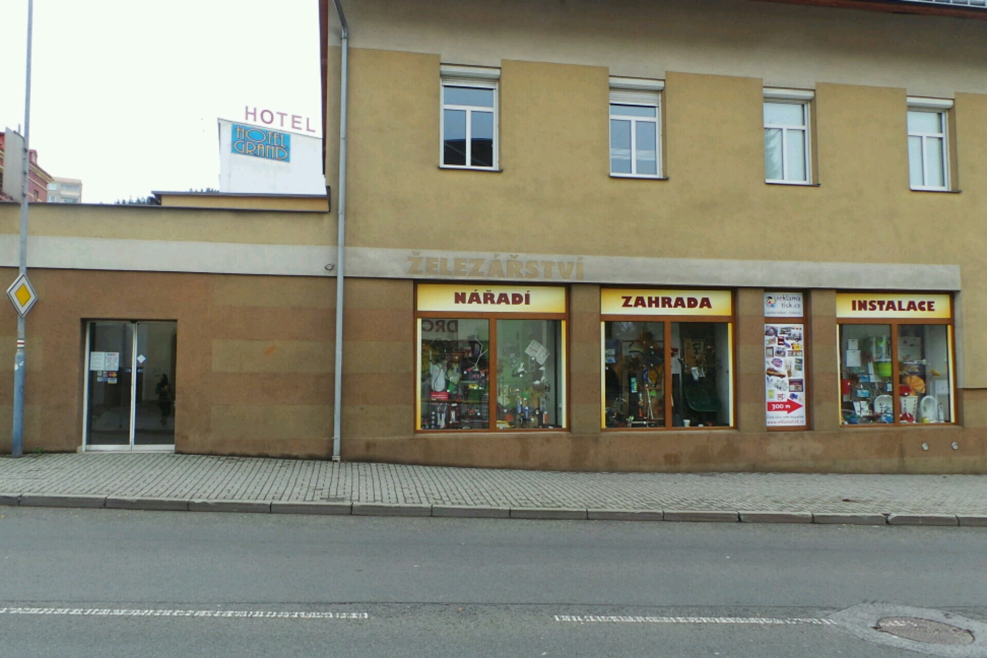 SATO TANVALD - železářství