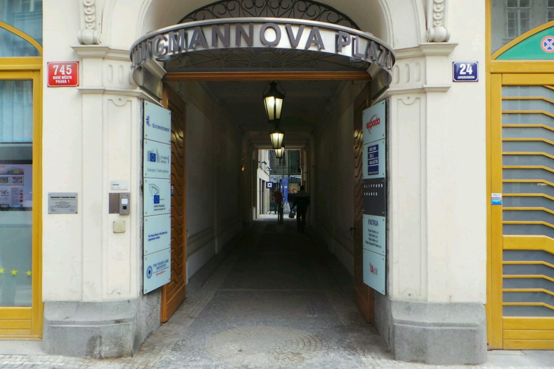 Mgr. Ing. Milan Rákosník, advokát