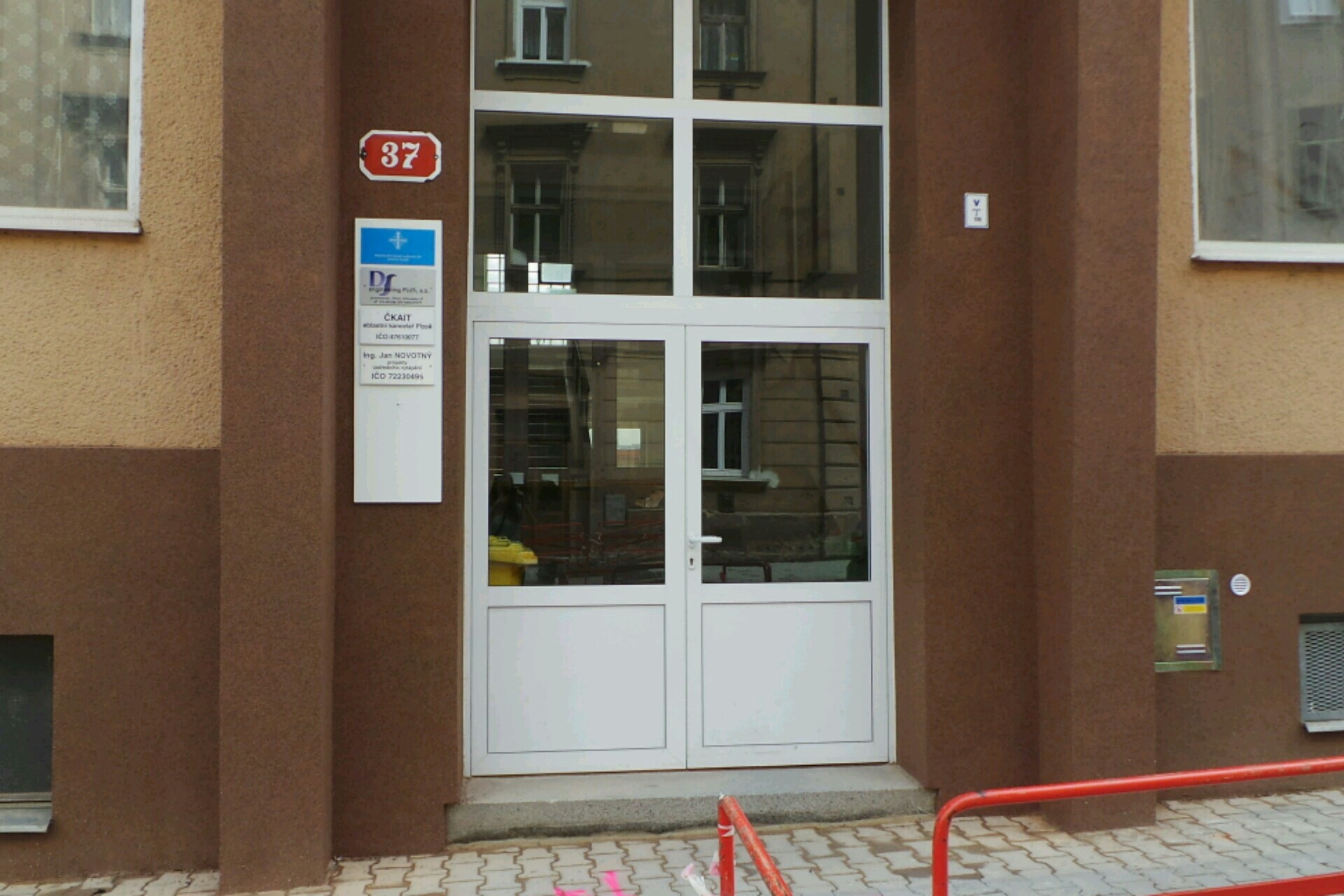 Česká komora autorizovaných inženýrů a techniků činných ve výstavbě