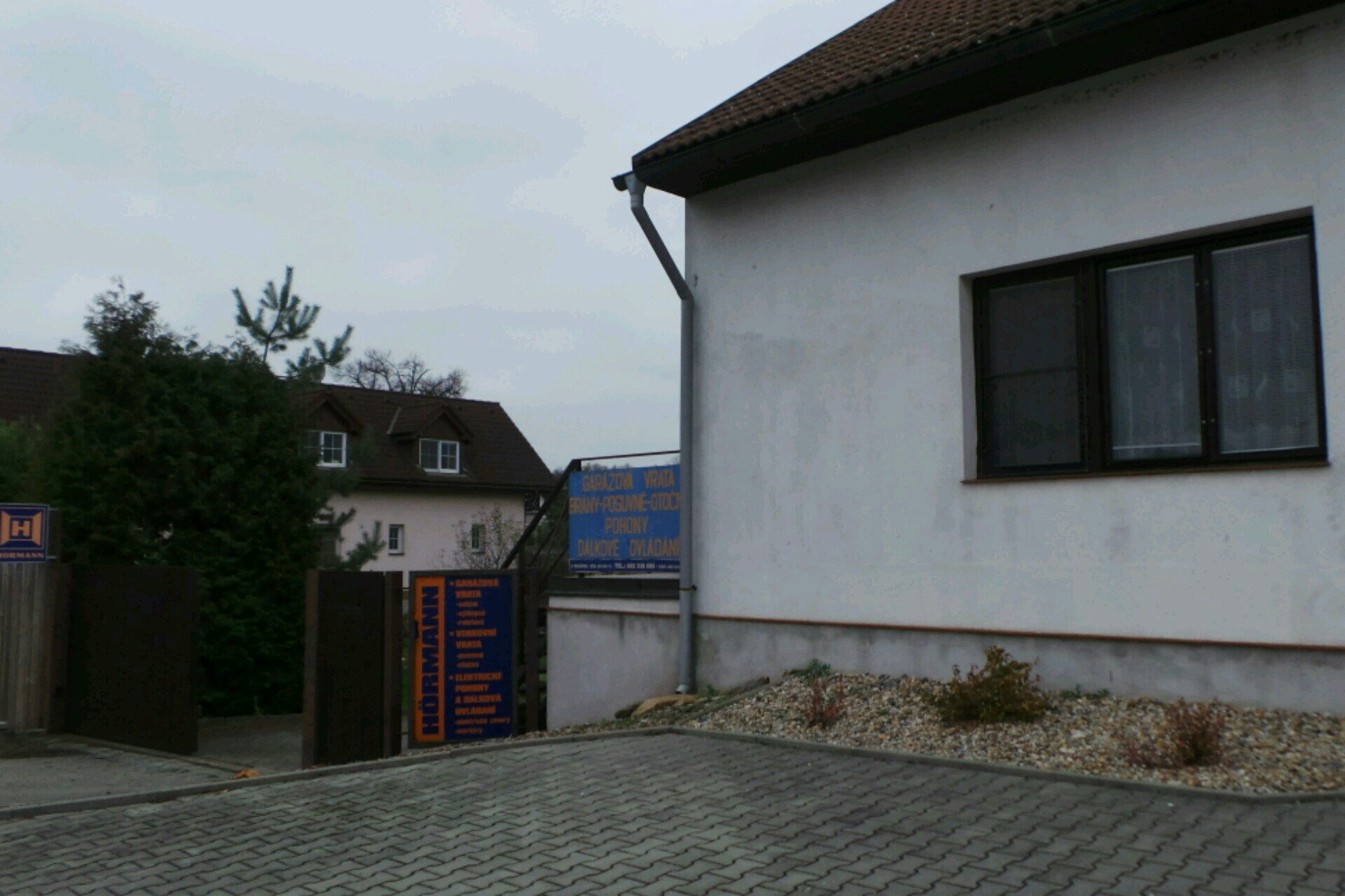 Prodej a montáž vrat - František Pekárek