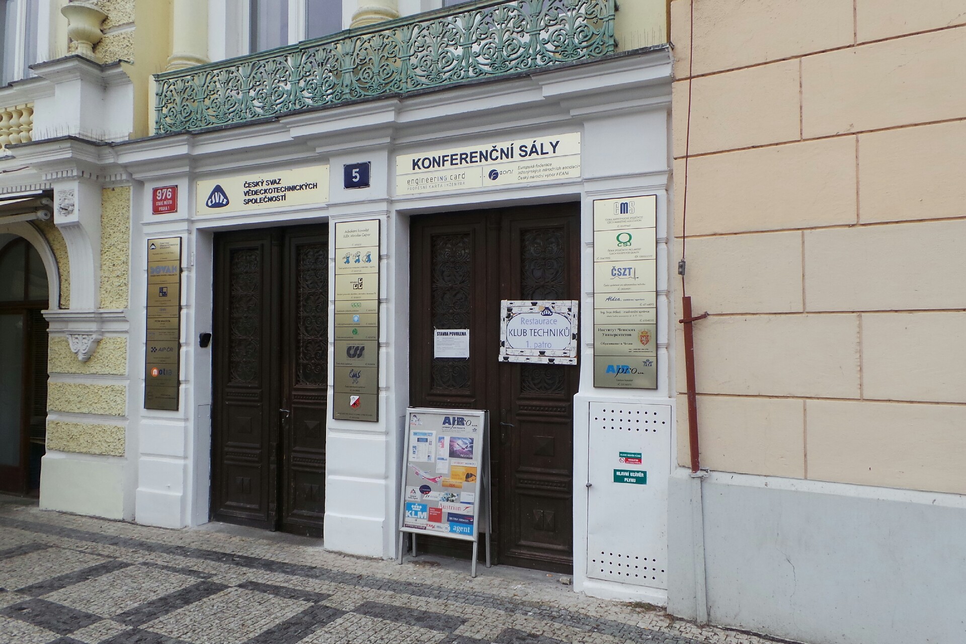 Česká stavební společnost