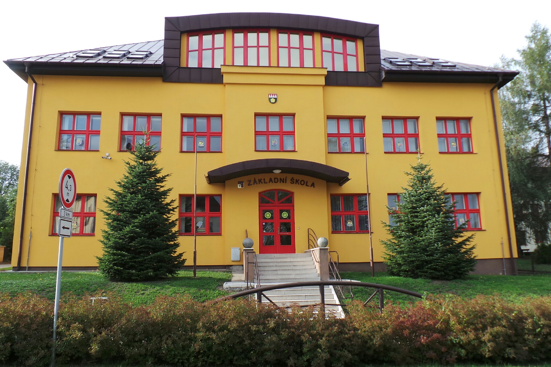 ZŠ a MŠ Staříč, okres Frýdek-Místek,