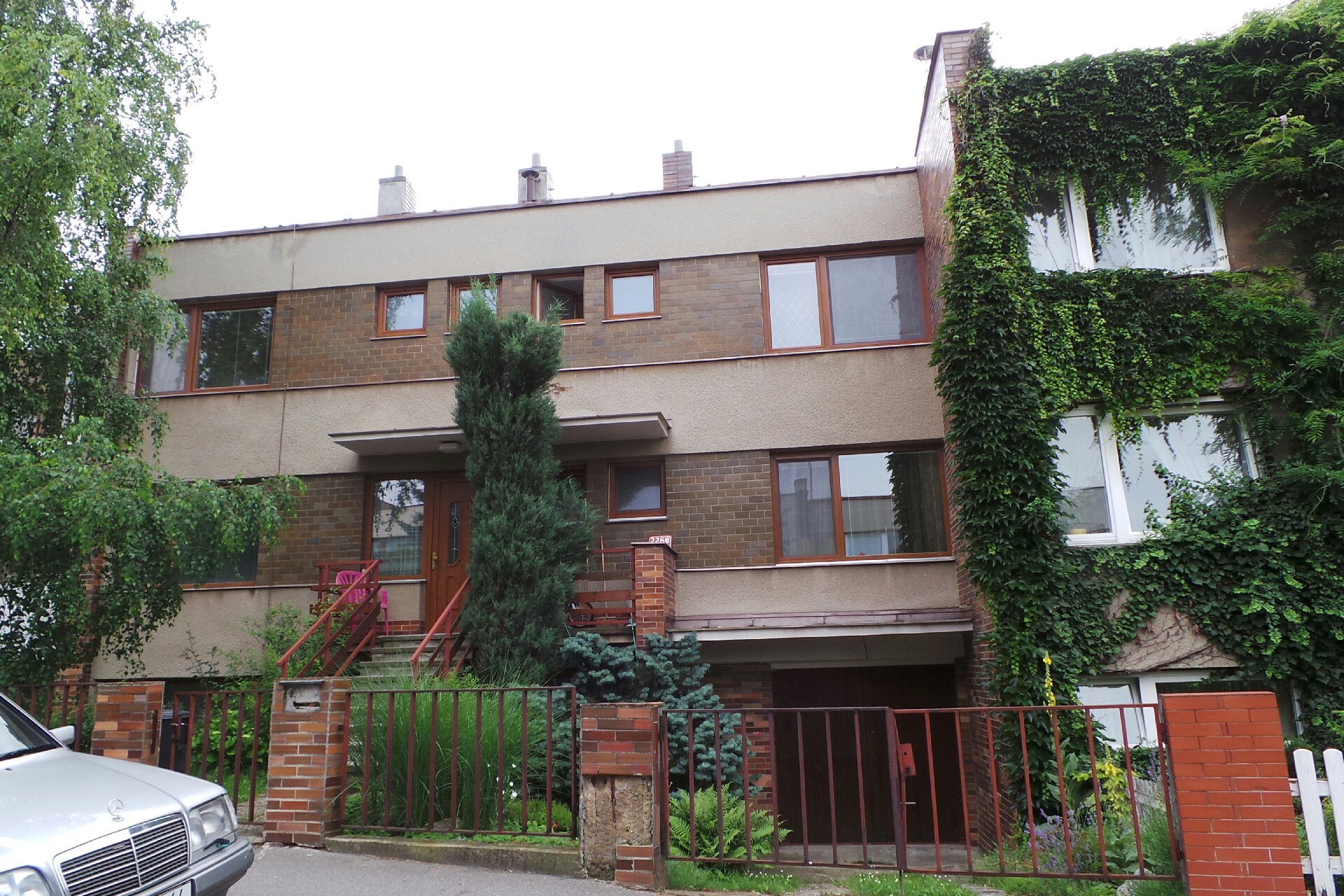 PLUS press agency, s.r.o.