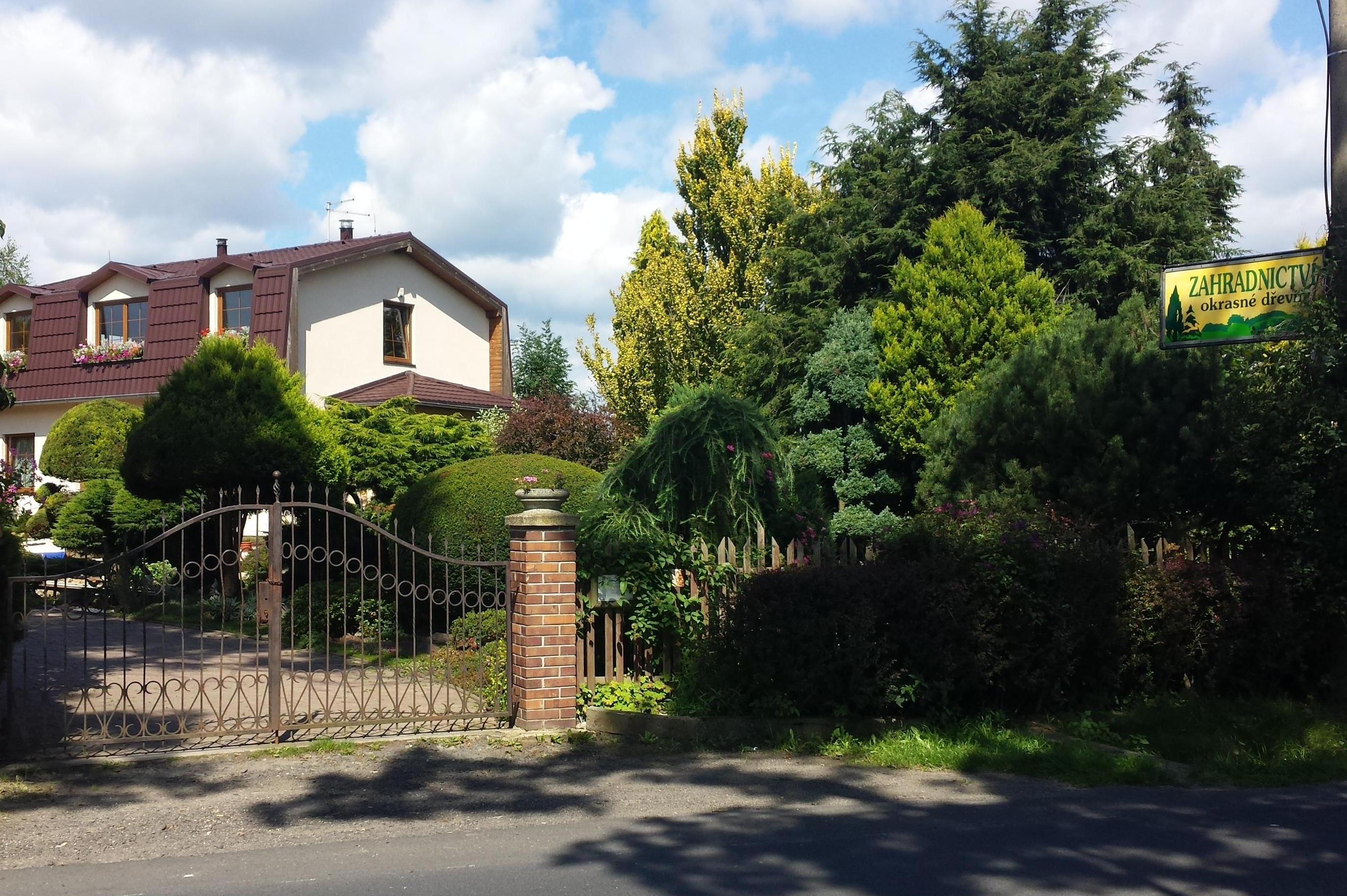 Jan Cvikl - Zahradnictví okrasné dřeviny