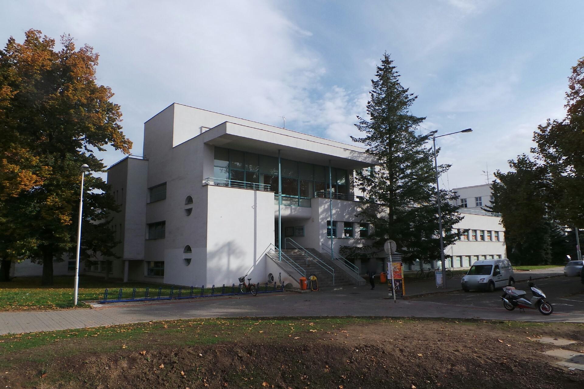 Bufet plaveckého bazénu