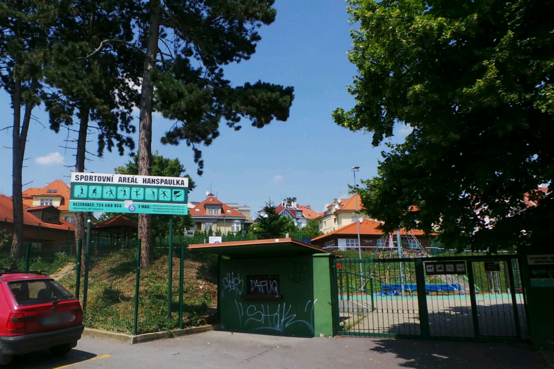 Sportovní areál Hanspaulka