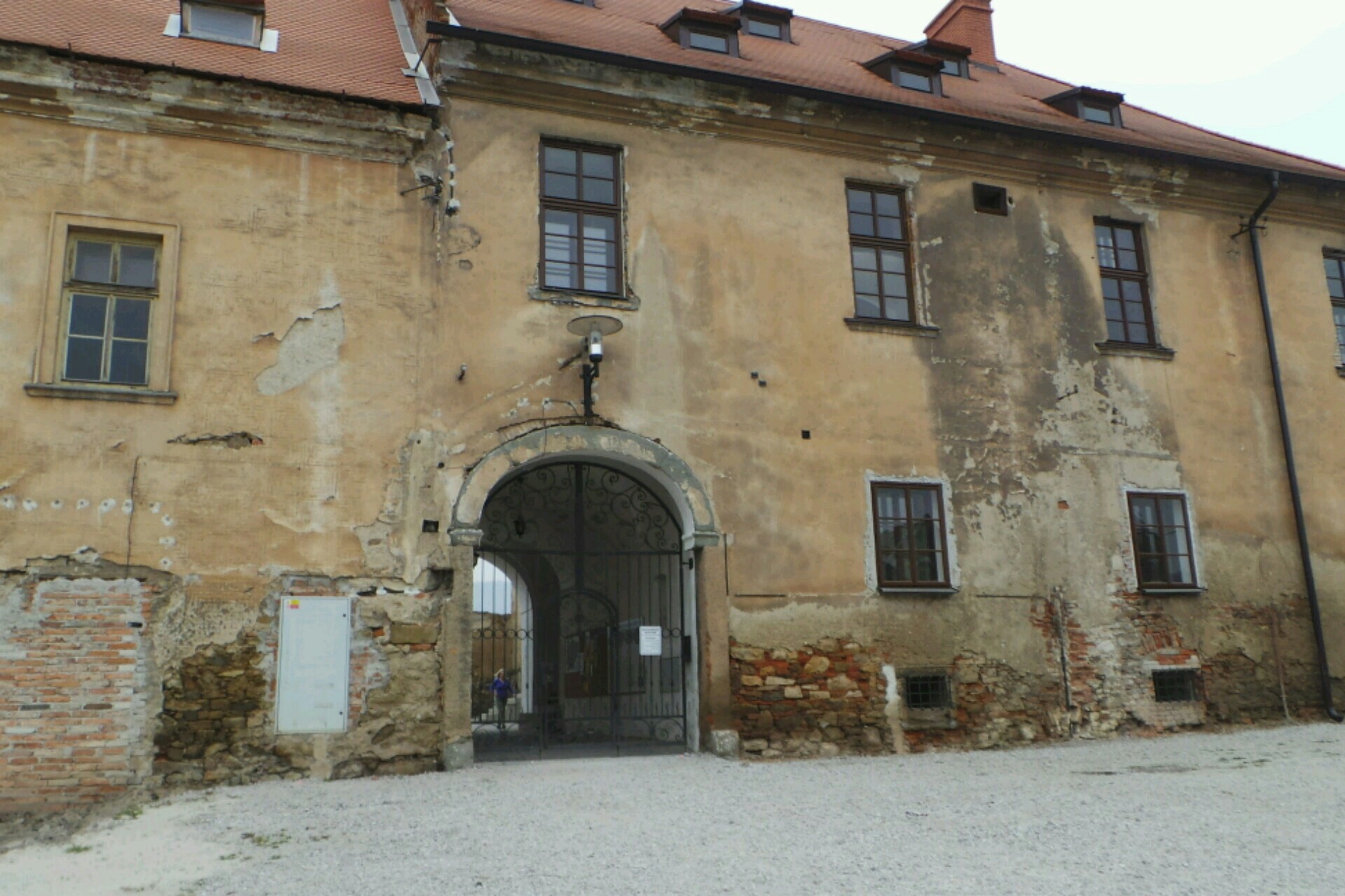 Veřejná knihovna Králův Dvůr foto 1