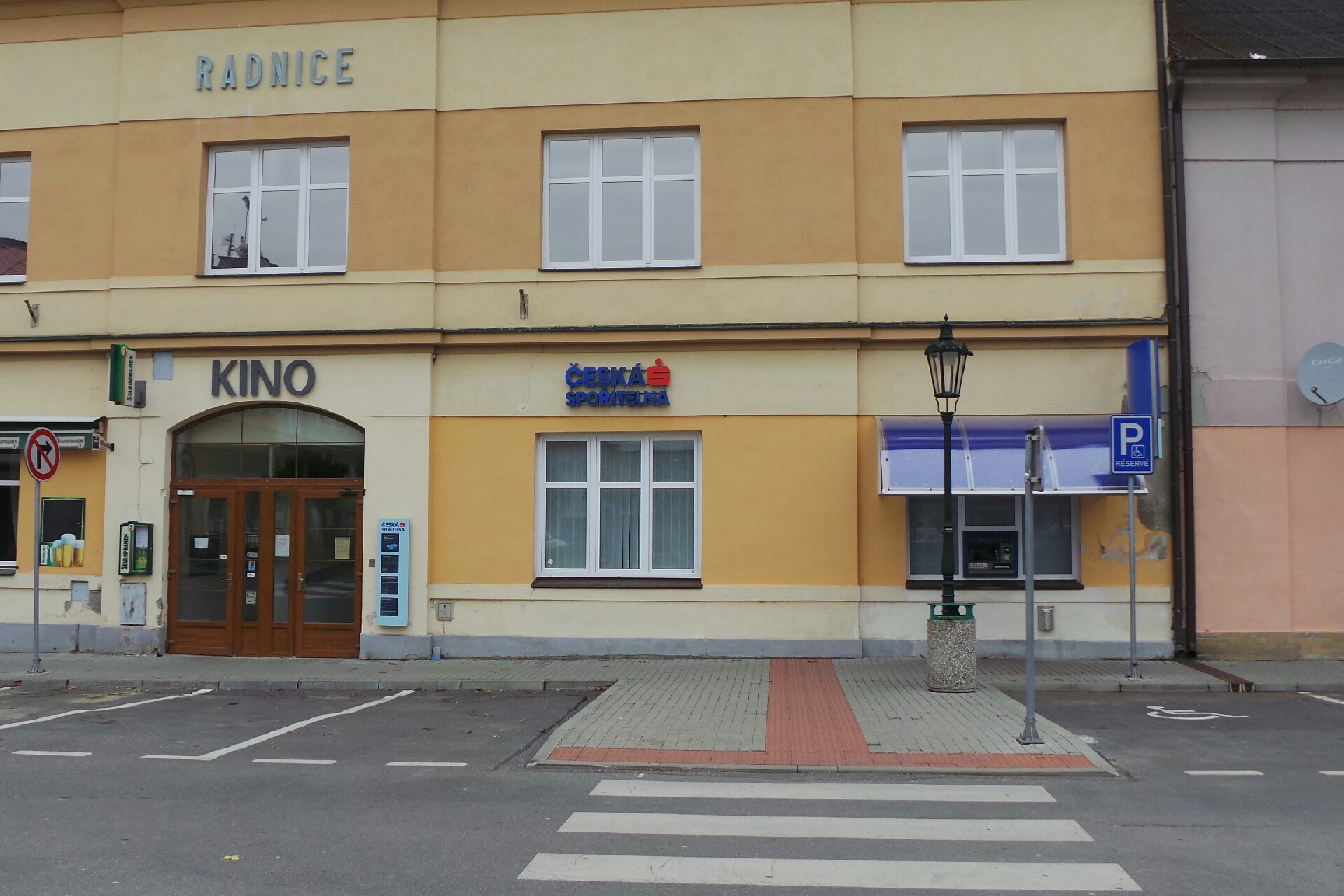 Bankomat České spořitelny foto 1