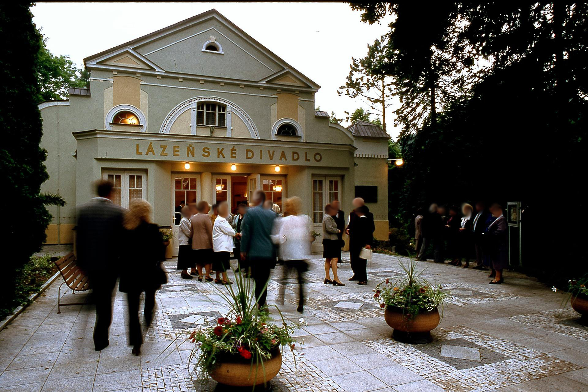 Lázeňské divadlo