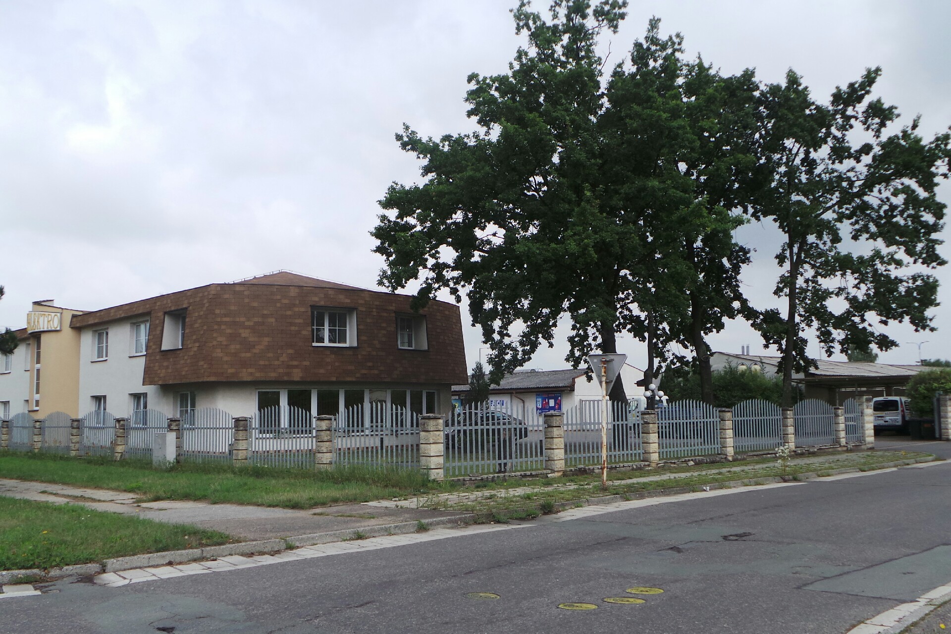 VACEK - ELEKTRO, a.s.